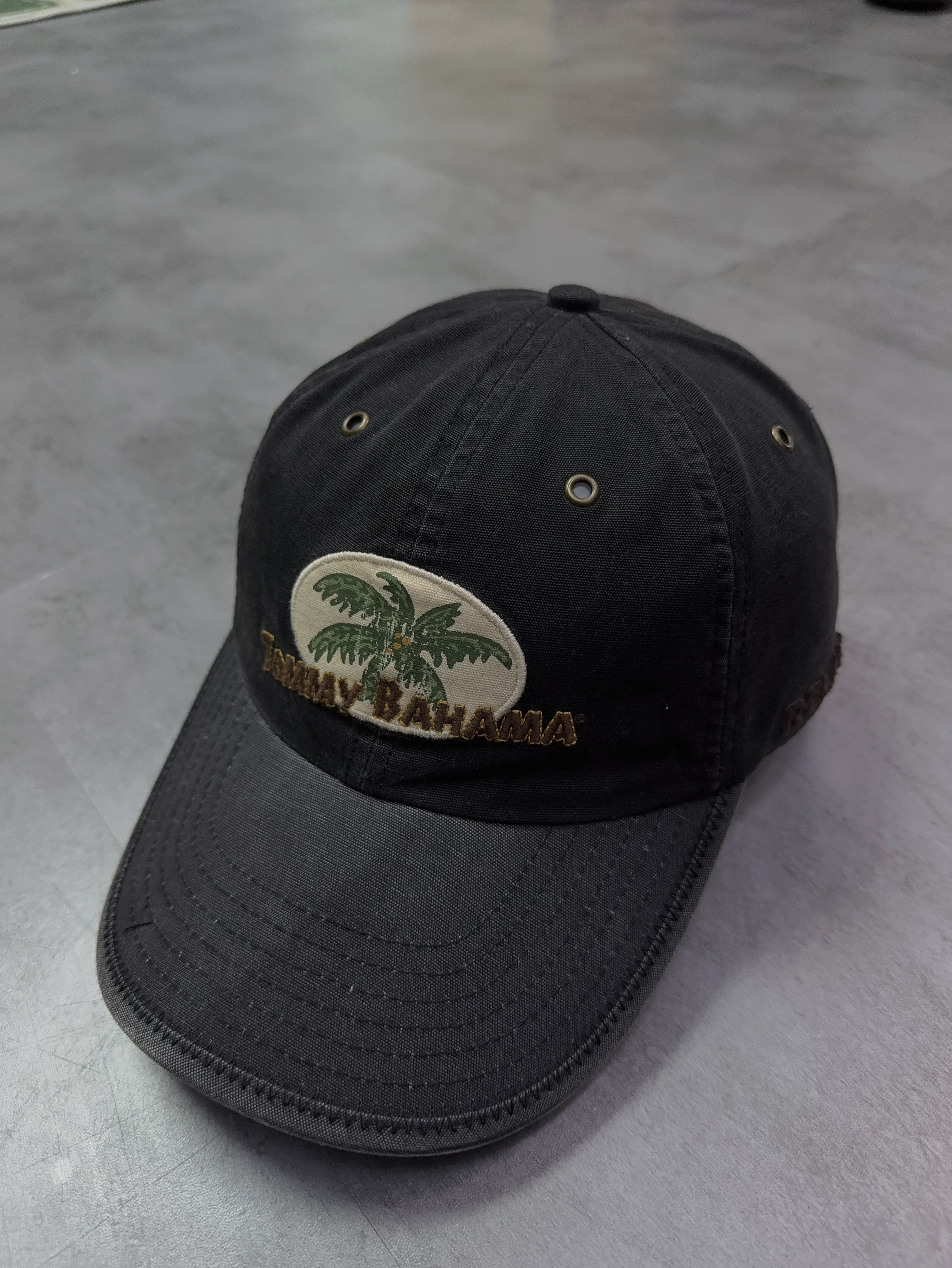 Tommy Bahama Cap 🧢-Black