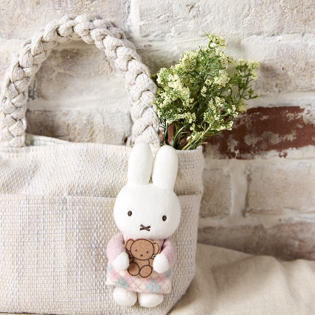 小菲兔店長醫療補助 新登場 [日本直送] Miffy Style限定 Miffy Check系列公仔/掛件