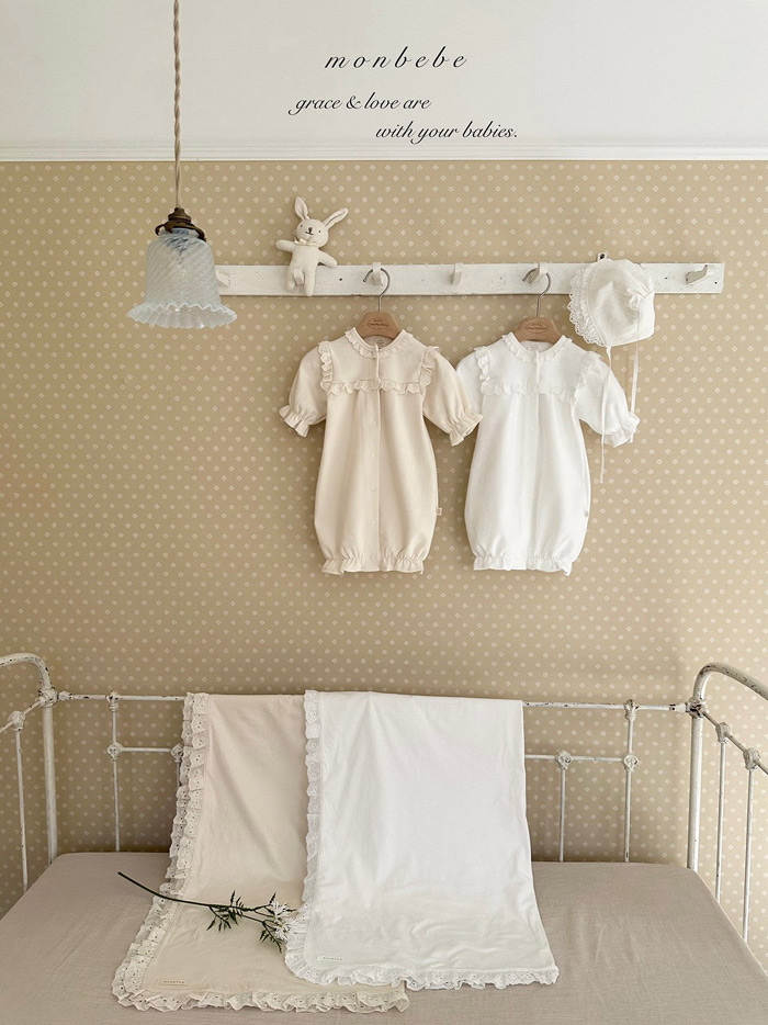 🇰🇷Monbebe suit