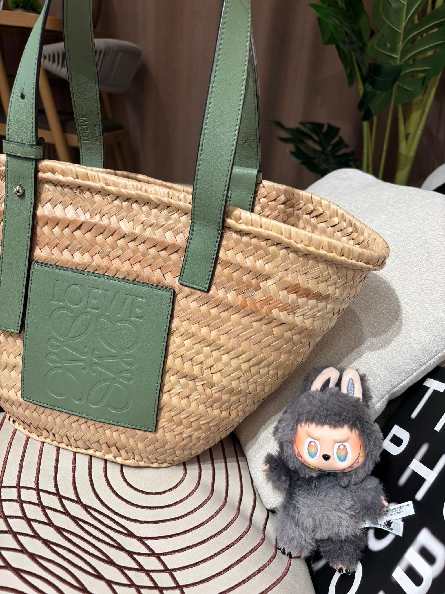 Loewe Raffia Basket Bag 100%Authentic,98%NEW ✅dust bag 