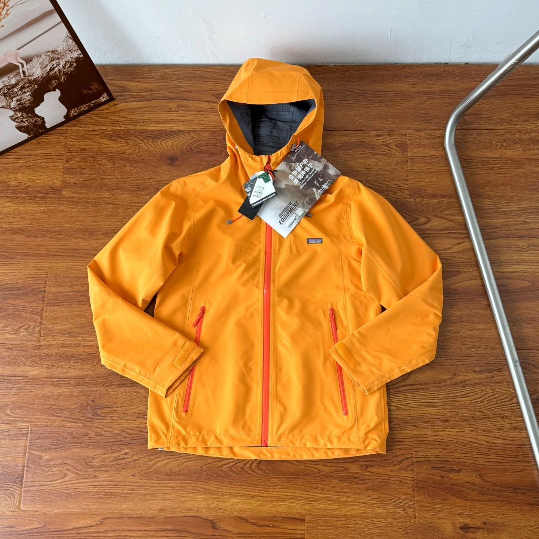 預訂 Pata gonia 單層防水沖鋒衣外套