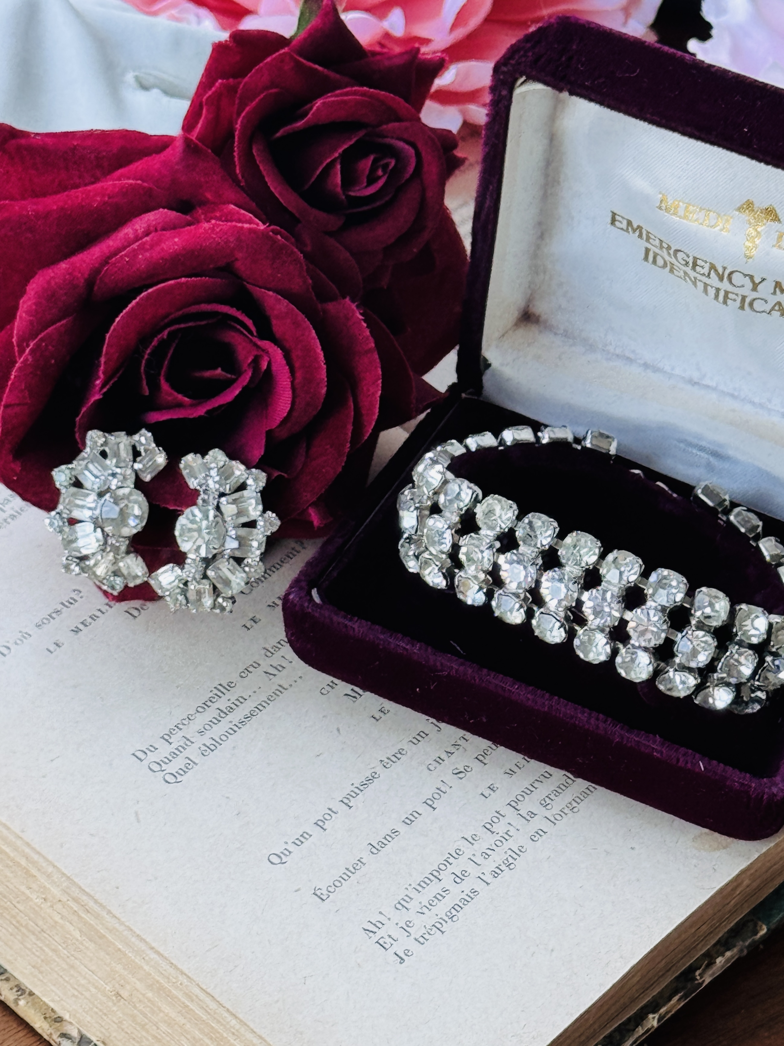 C.a. 1950s Continental Diamanté Bracelet and Clip Earrings Set in a Jewelry Box(MT2642)