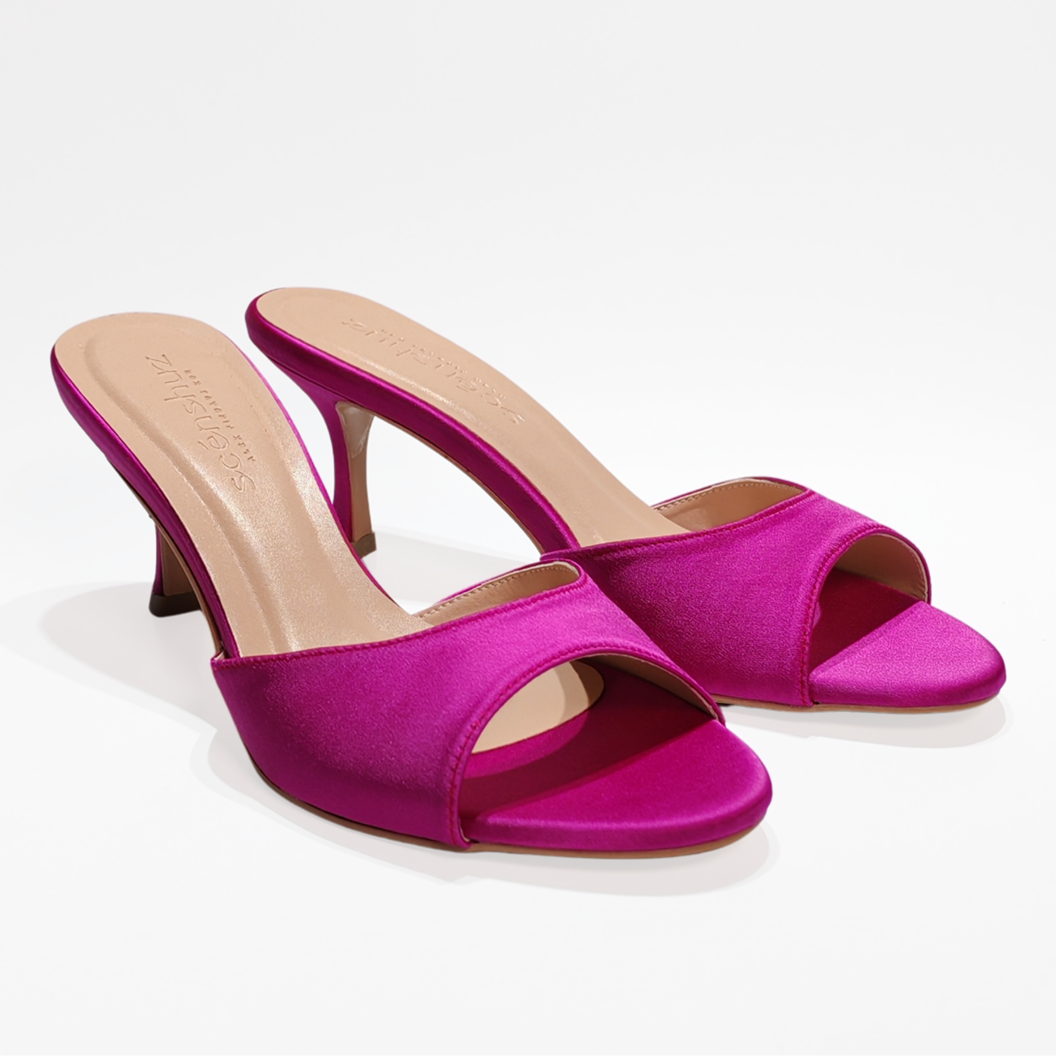 MAYA 65 FUCHSIA SATIN