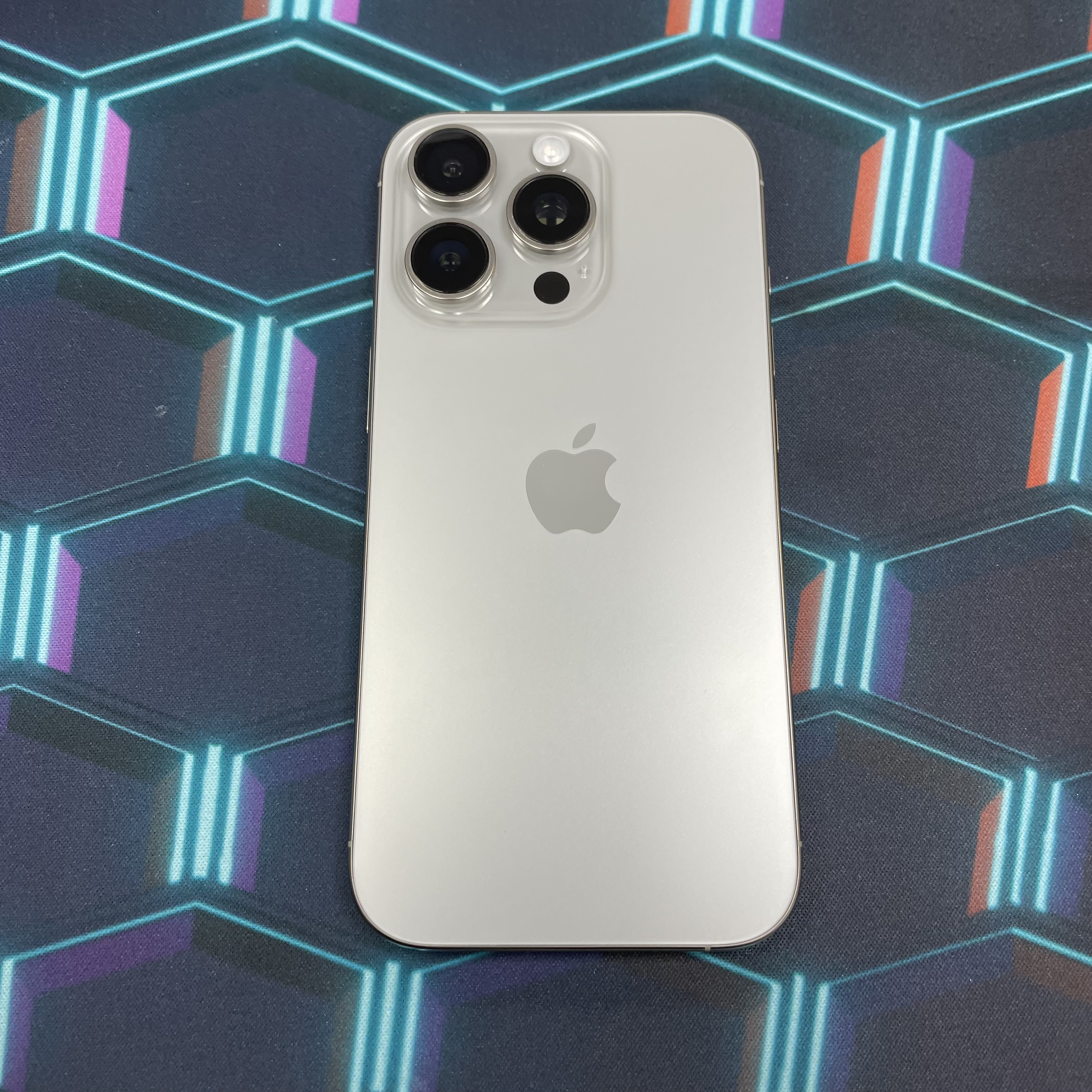 *6077 16 pro 完美機 128GB 電92 原色 gray