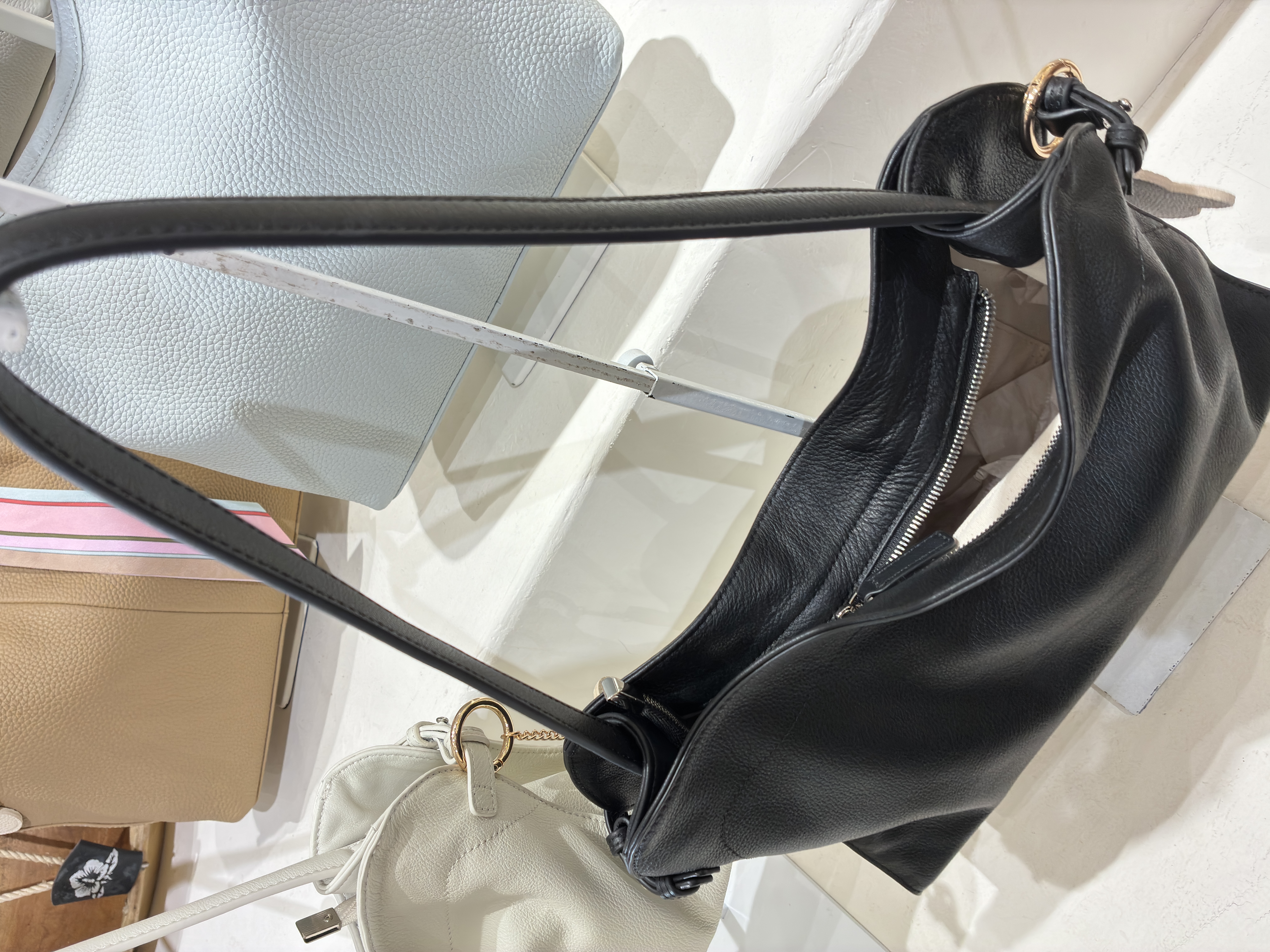 DM06_05 型格通勤包 (2色)