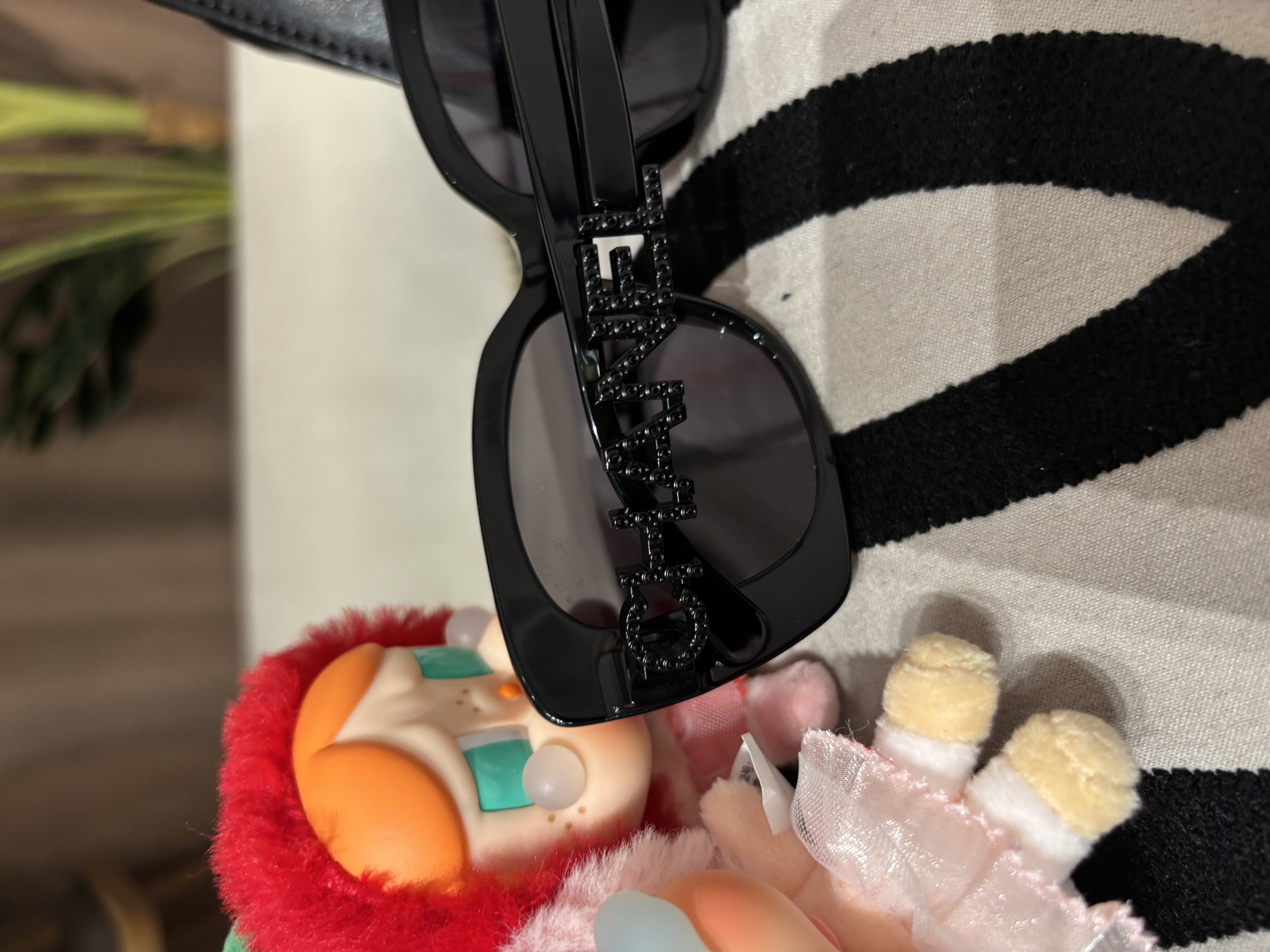 Chanel sunglasses 5422 100%Authentic, 98%New ✅Box