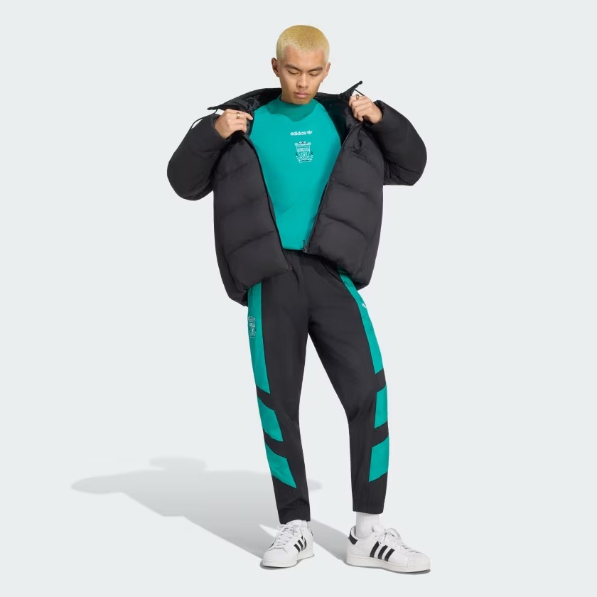 ### Adidas Liverpool 利物浦 2026-27 EQT 復古羽絨外套 KG2912