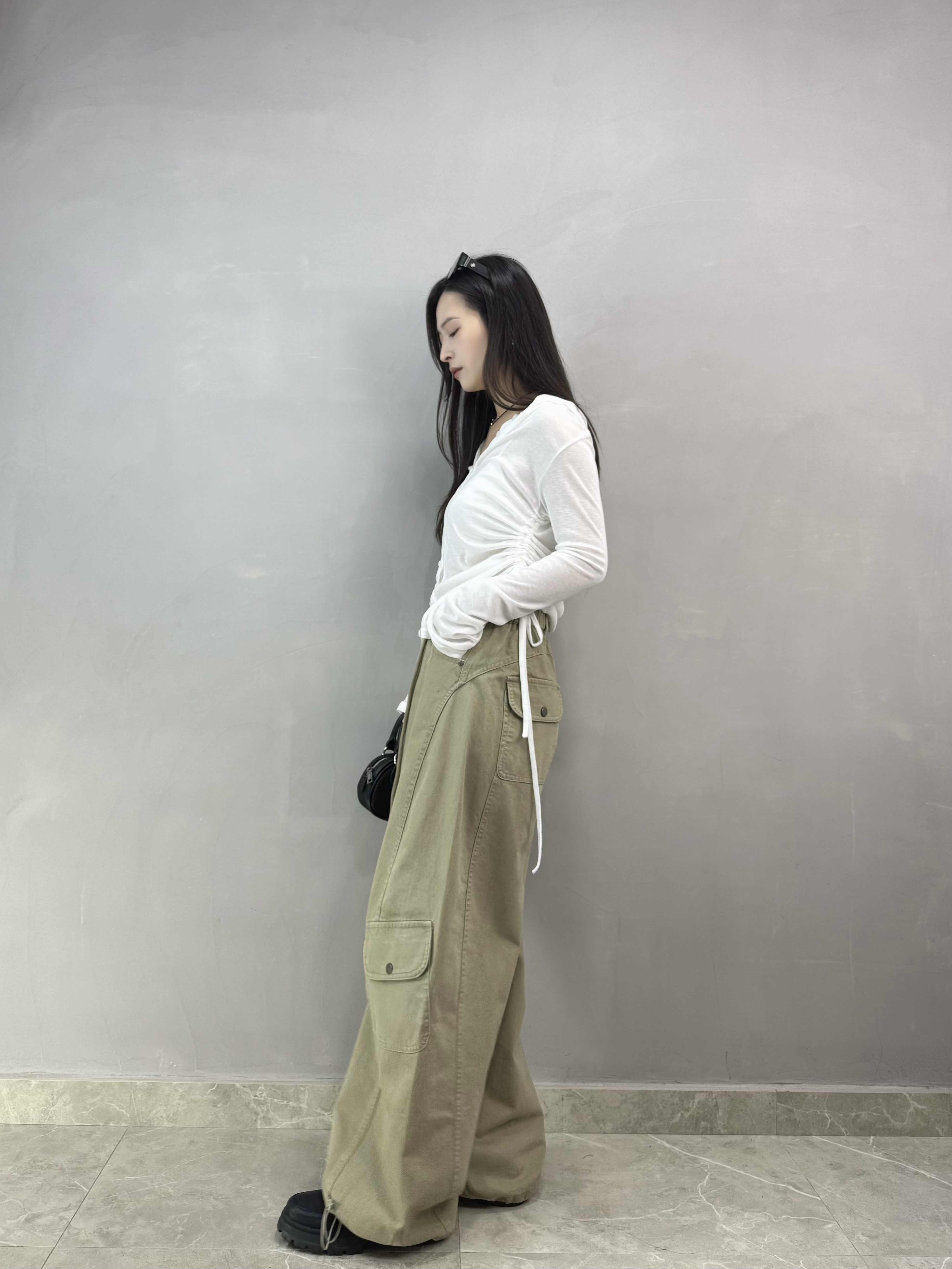  H09 束腰有帽扣鈕外套
