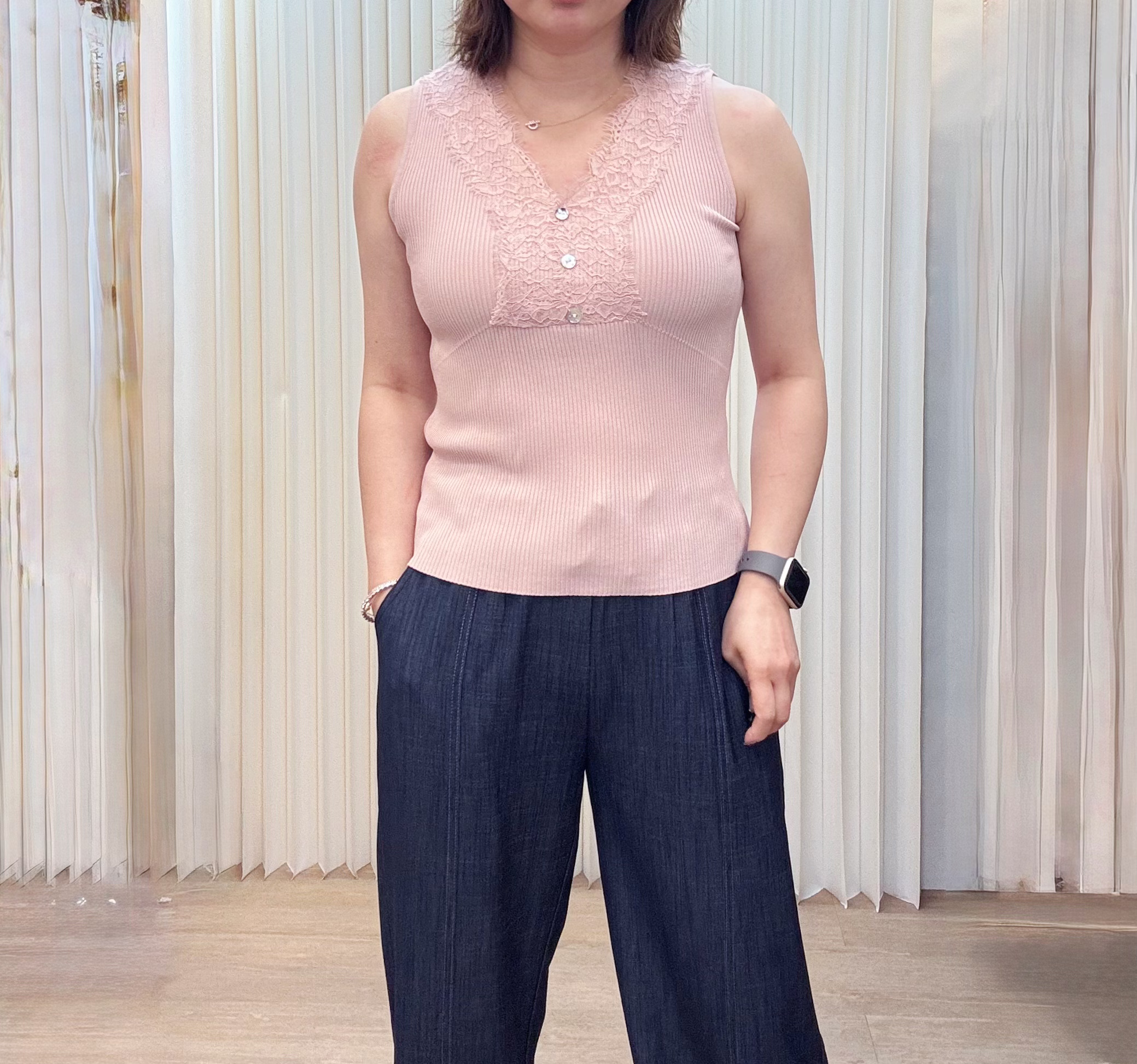 韓國V領針織背心 M584 04Pe59160