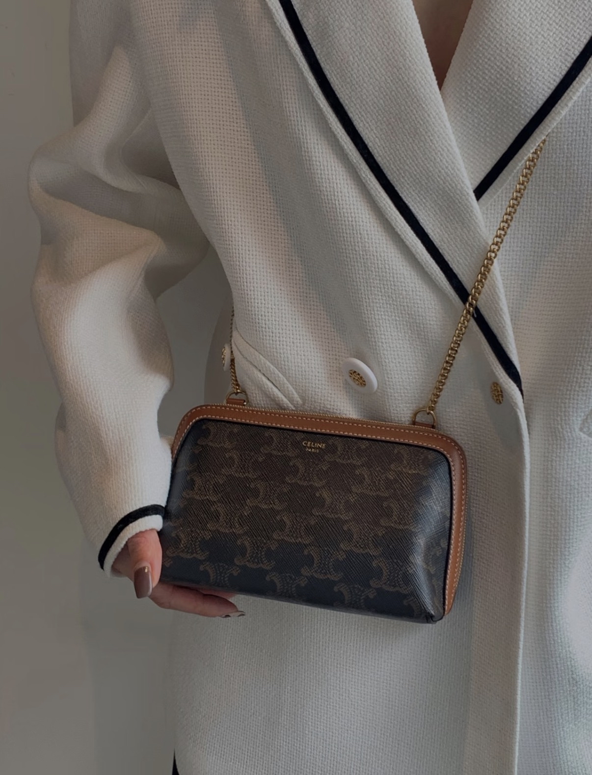 精選貨品優惠💖Celine 經典款貝殼包Clutch with Chain  Size 16.5x11x8cm