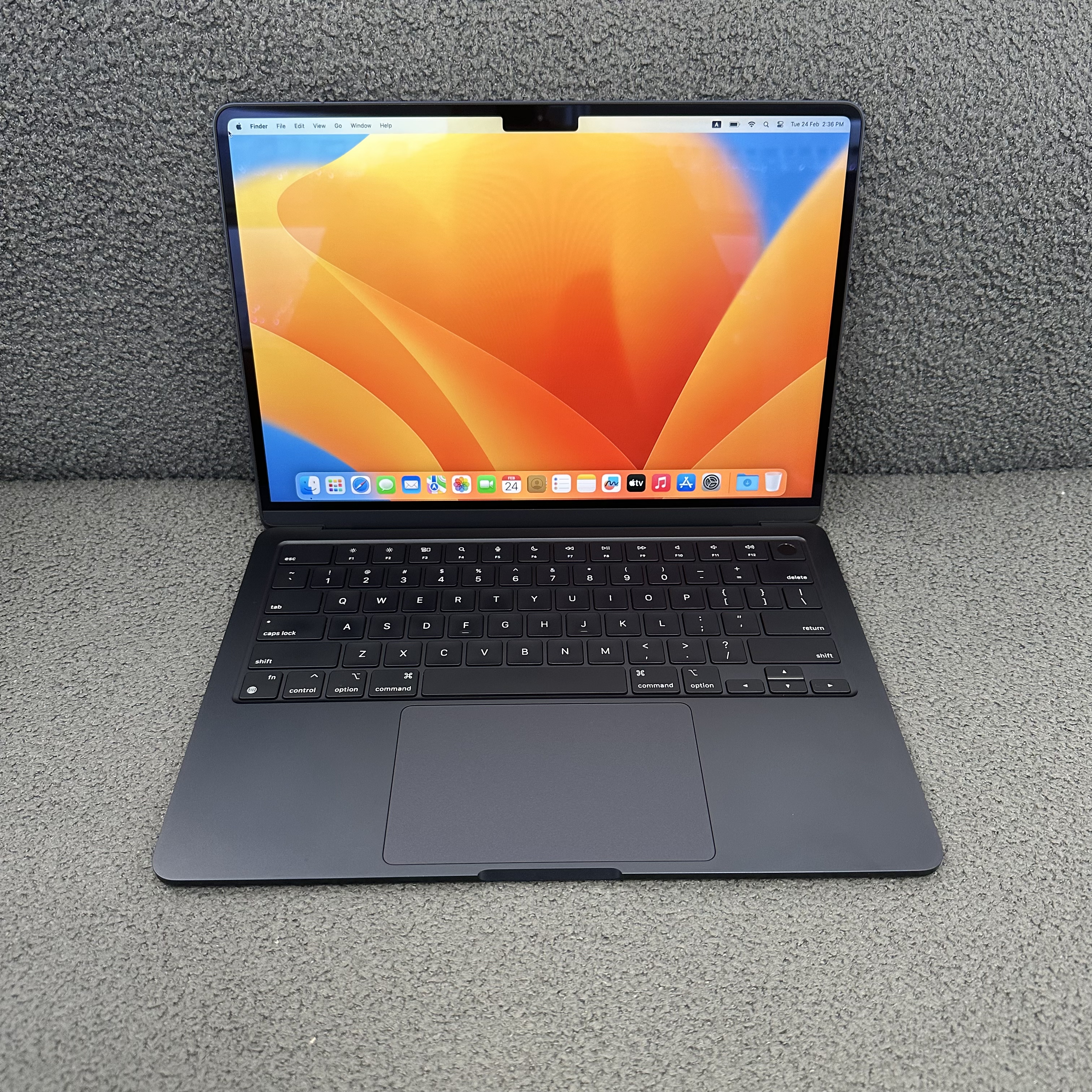 #5636  （超輕薄🔥MacBook M2 Air )APPLE  MacBook Air M2 2023 M2 CPU/8GB Ram/512GB SSD/8核心GPU/Liquid Retina Mon/13.6吋/藍色/ Gaming Laptop / Notebook/ PC / Laptop / MacbookAir / MacBook Pro / MacBookPro