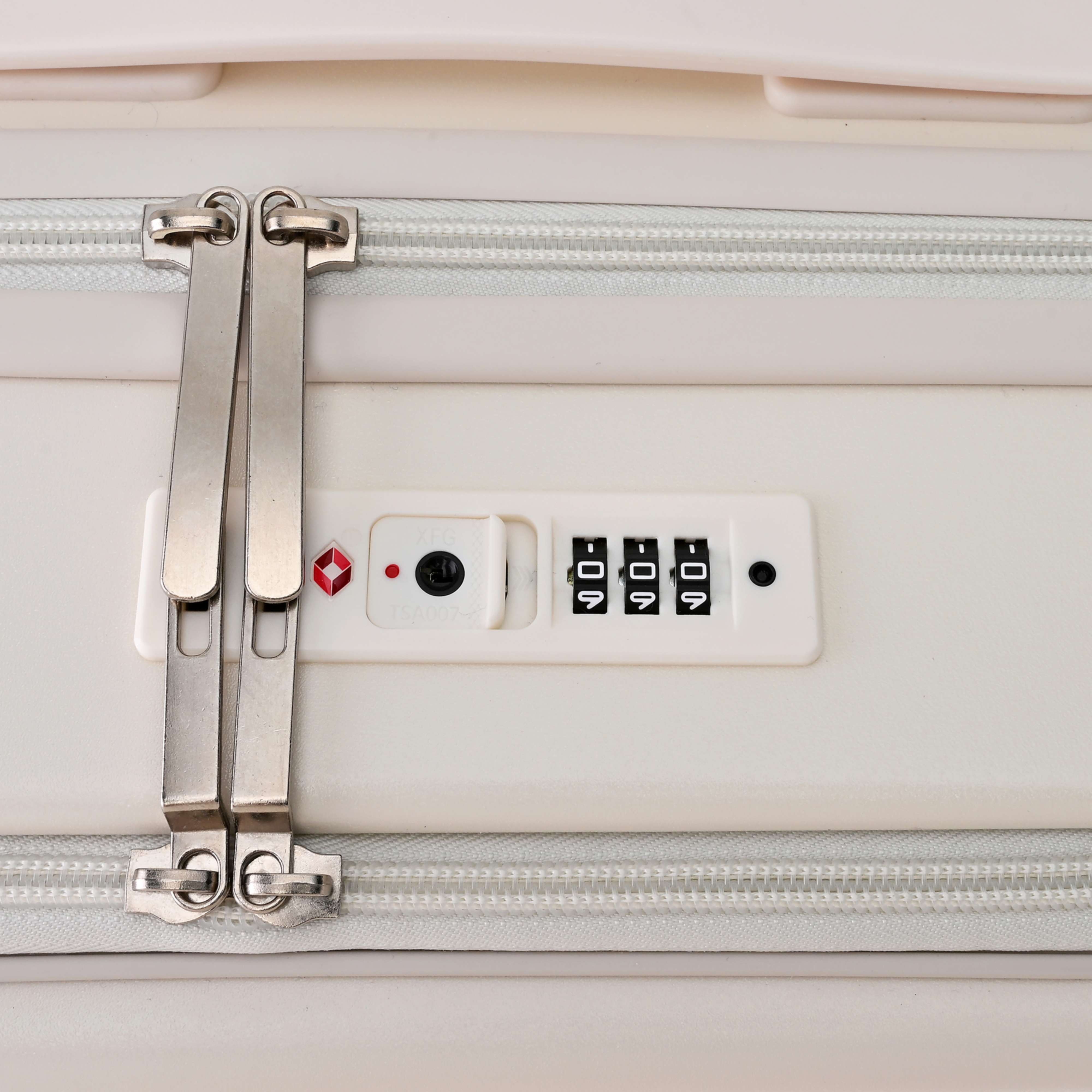 🌸 【預訂】Mickey 米色行李箱 (S) - Disney Magical Travel