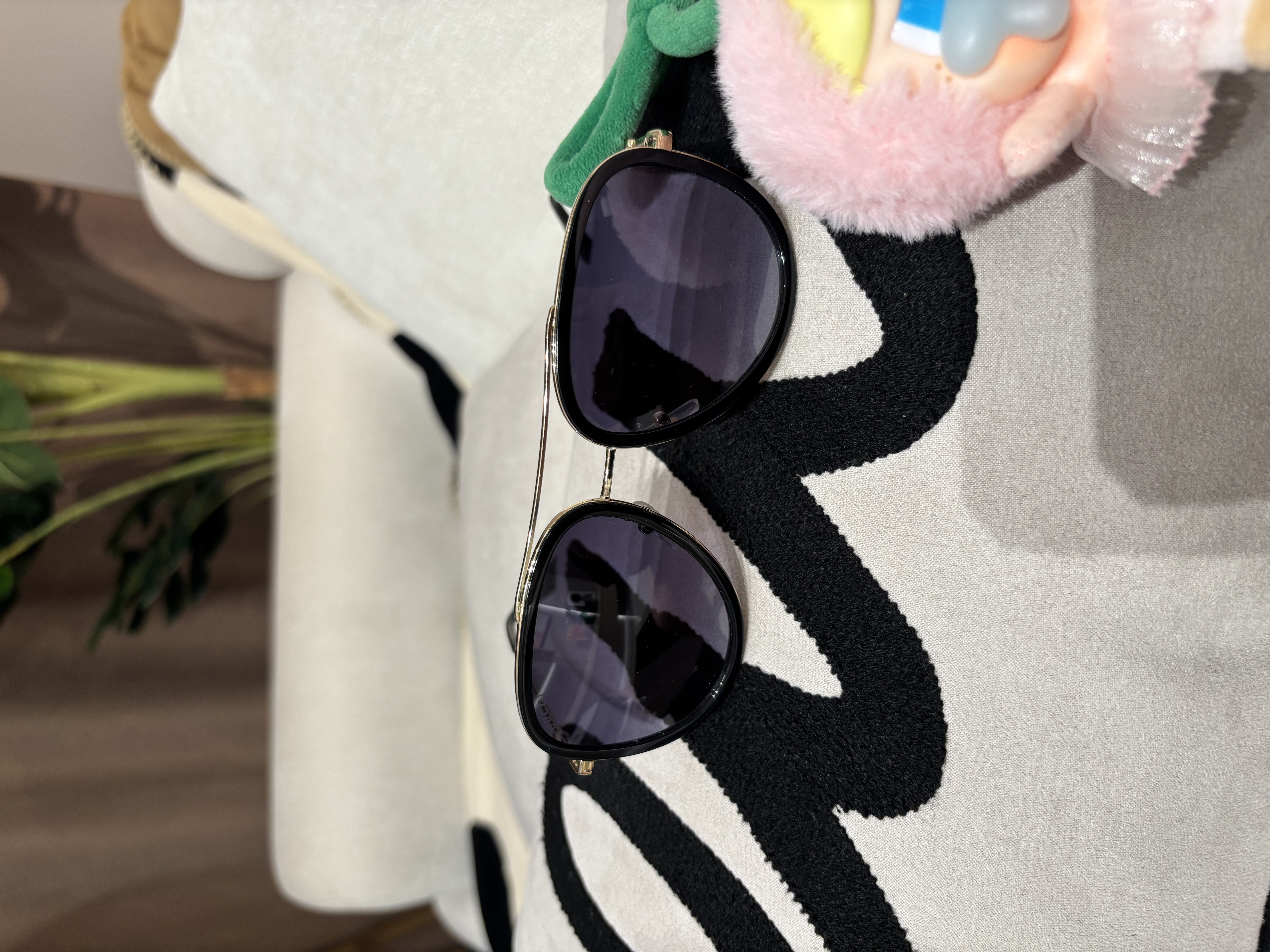 Gucci sunglasses 太陽眼鏡 100%Authentic, 98%new 