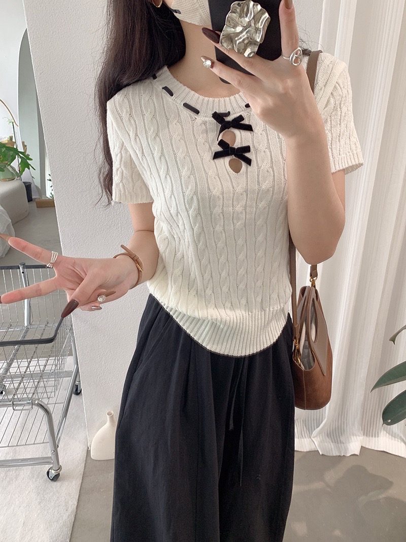 温柔风麻花蝴蝶结针织上衣
