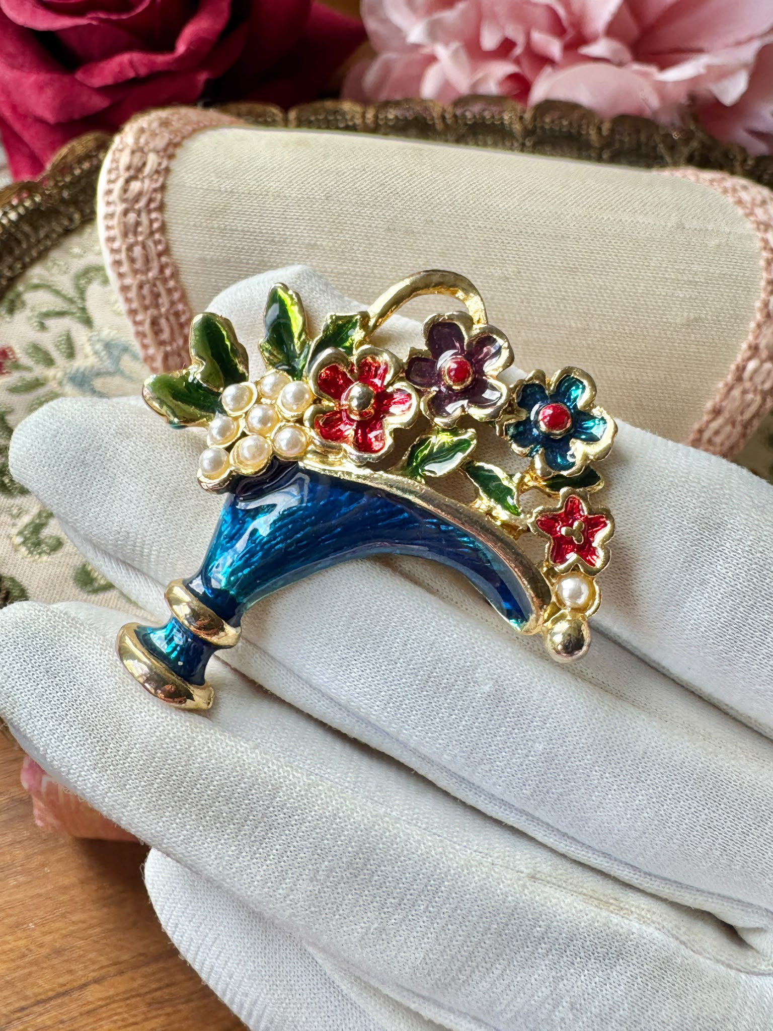 Vintage Enamel Flower Basket Brooch (MT2625-1)