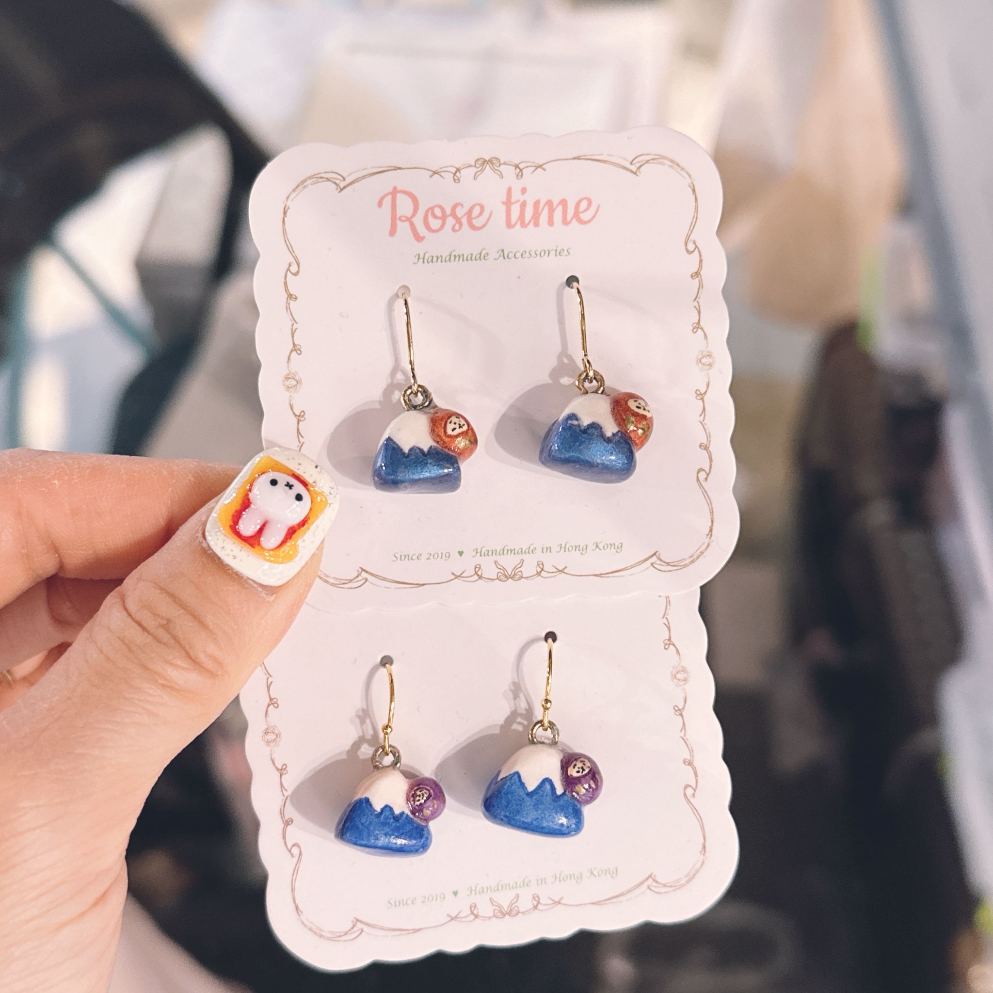 手繪側達摩富士山耳環