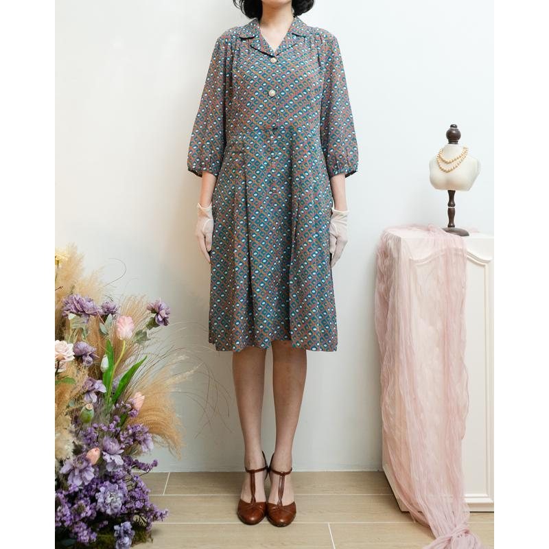 Vintage Trio Colour Simplicity Motif Mid-Sleeve V-Neck ShirtDress(MT1842-14)