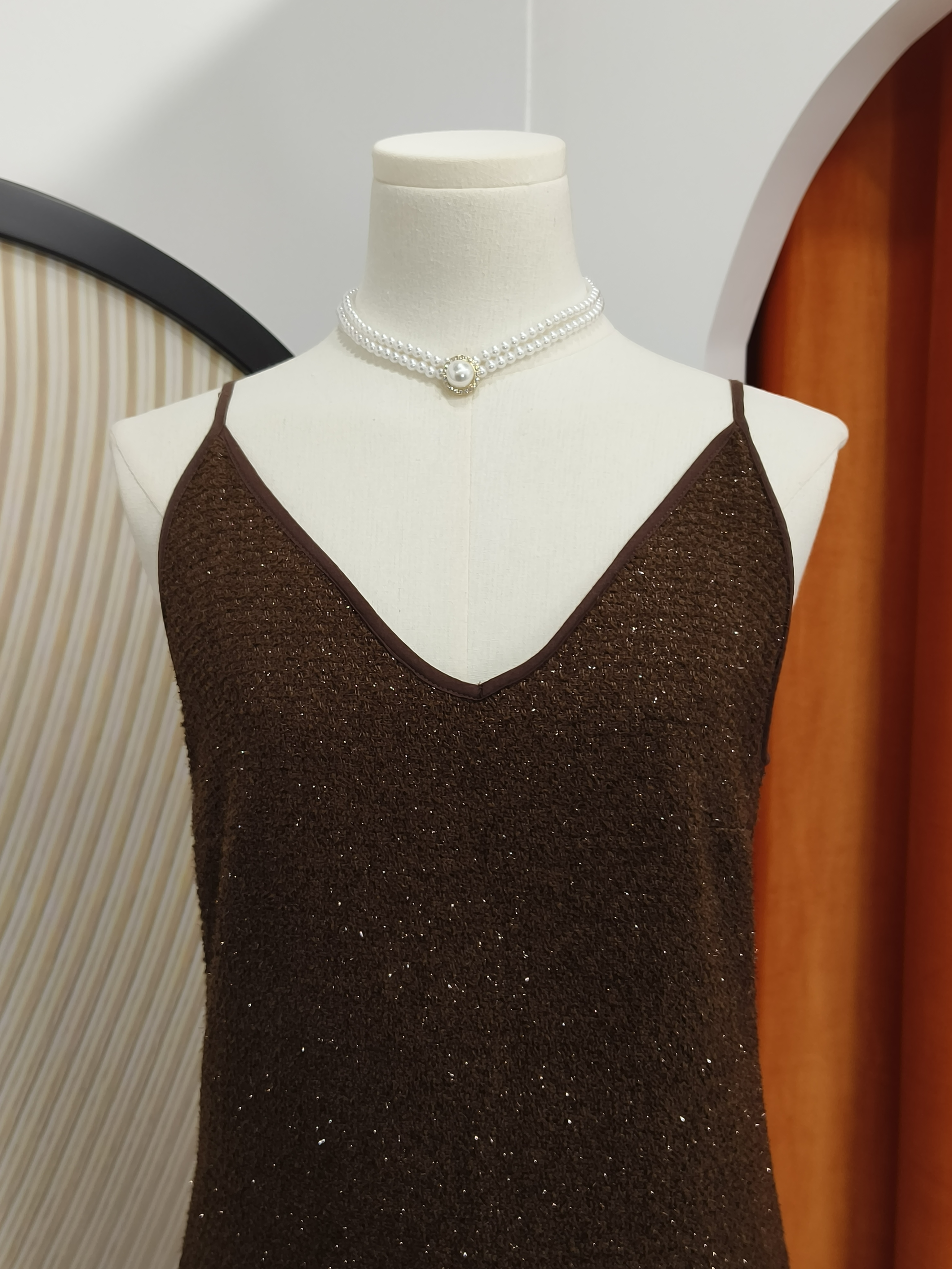 V领法式流苏连衣裙 V Neck Fringe Hem Cami Dress