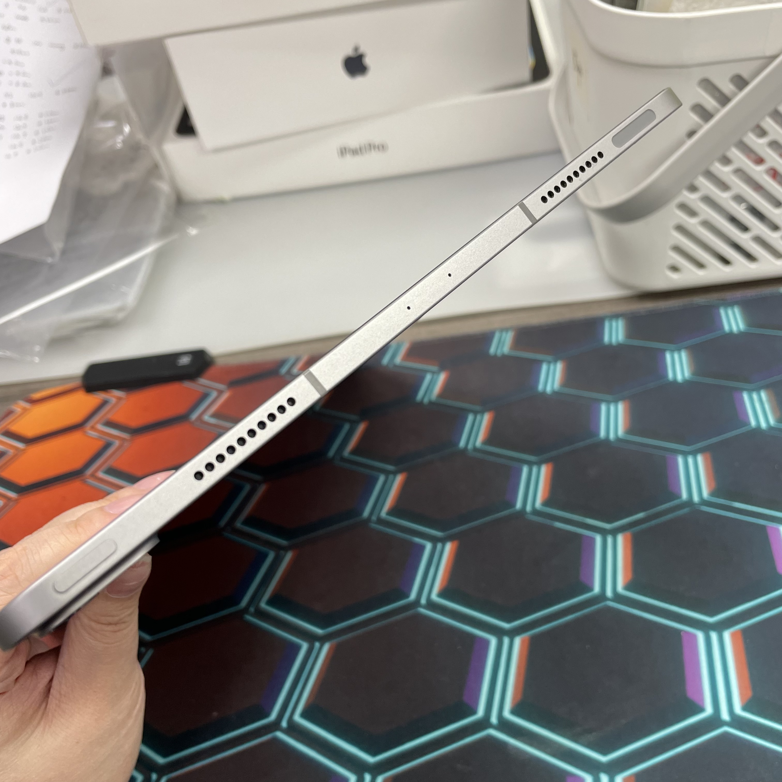 *774188BB iPad Pro 6 12.9吋 M2 勁靚機 256GB 插卡版 灰色 gray