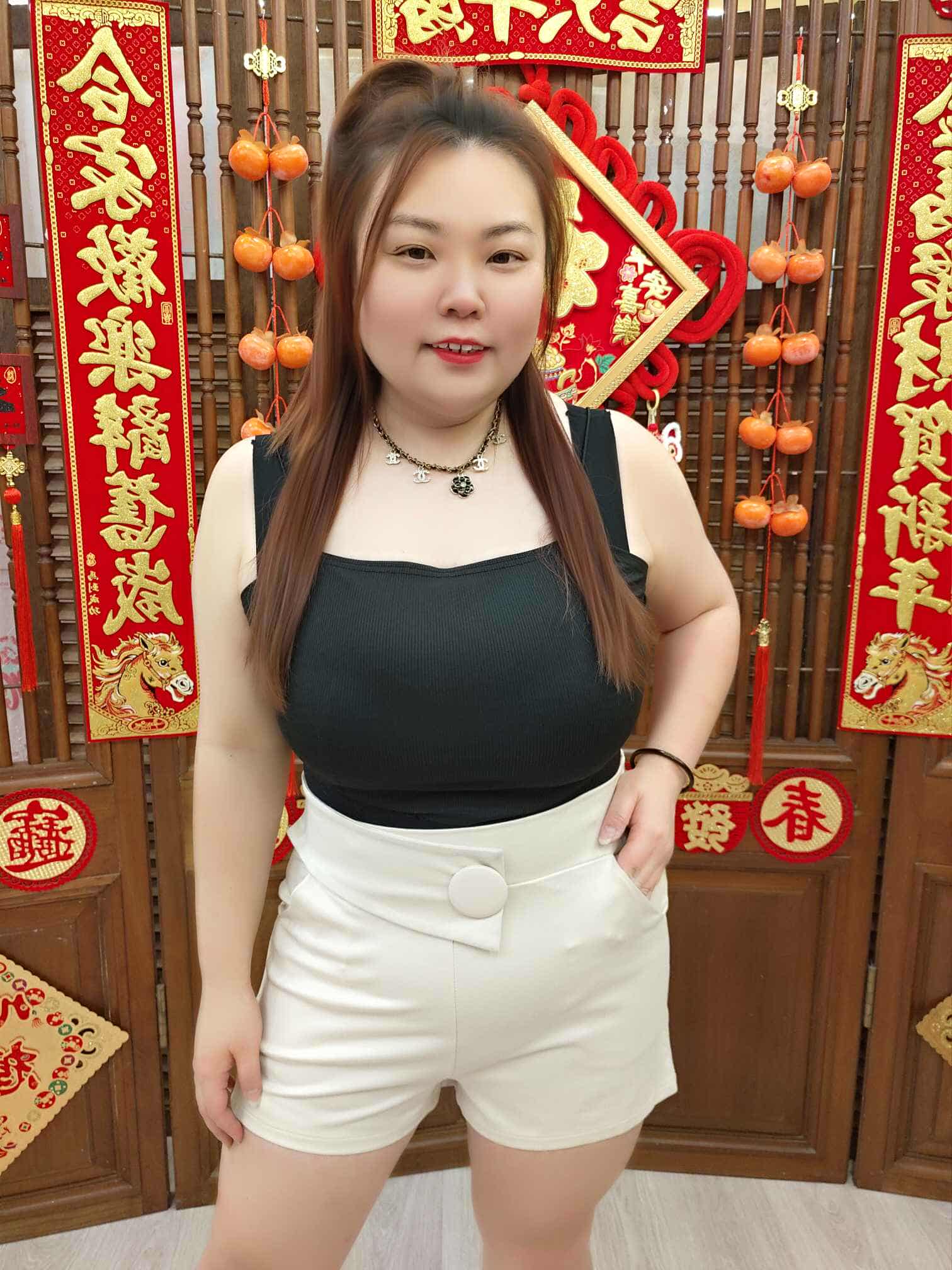 DBD03 TW#1336 大纽扣设计款短裤