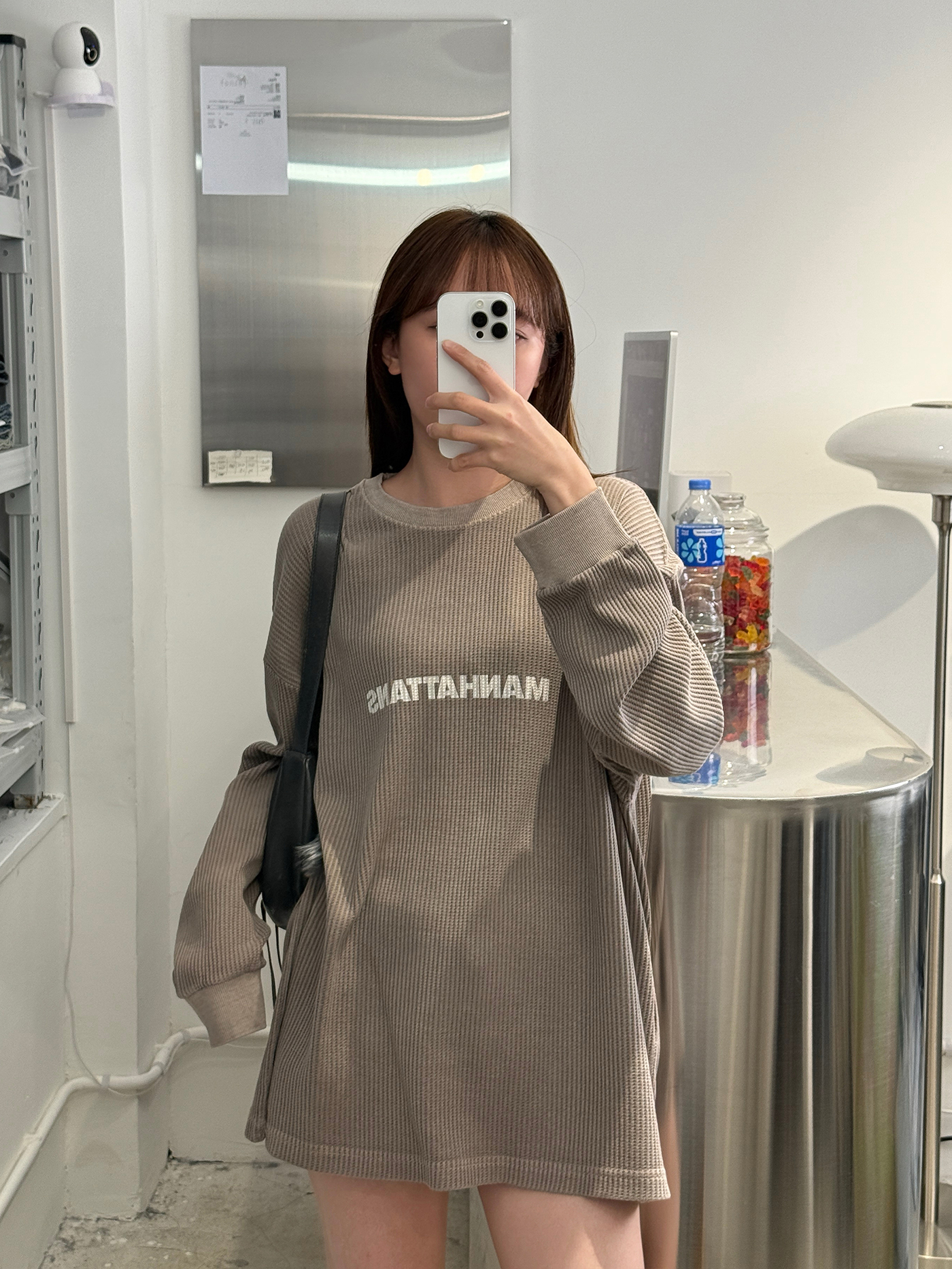 𝐌𝐚𝐧𝐡𝐚𝐭𝐭𝐚𝐧𝐬 𝐰𝐚𝐟𝐟𝐥𝐞 𝐤𝐧𝐢𝐭 𝐥𝐨𝐧𝐠 𝐬𝐥𝐞𝐞𝐯𝐞 𝐭𝐨𝐩