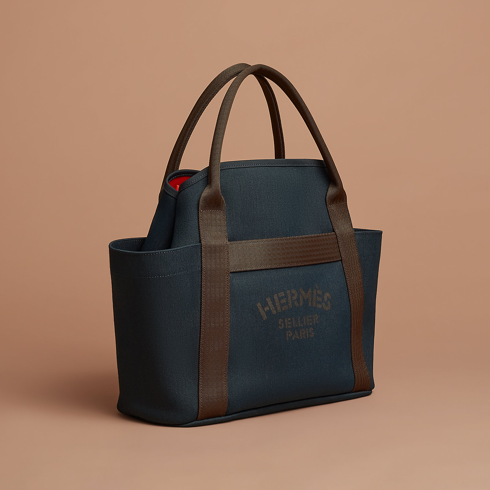 HERMES Grooming tote bag Stamp C shoulder bag Navy 100%Authentic,98%new✅strap✅dust bag  