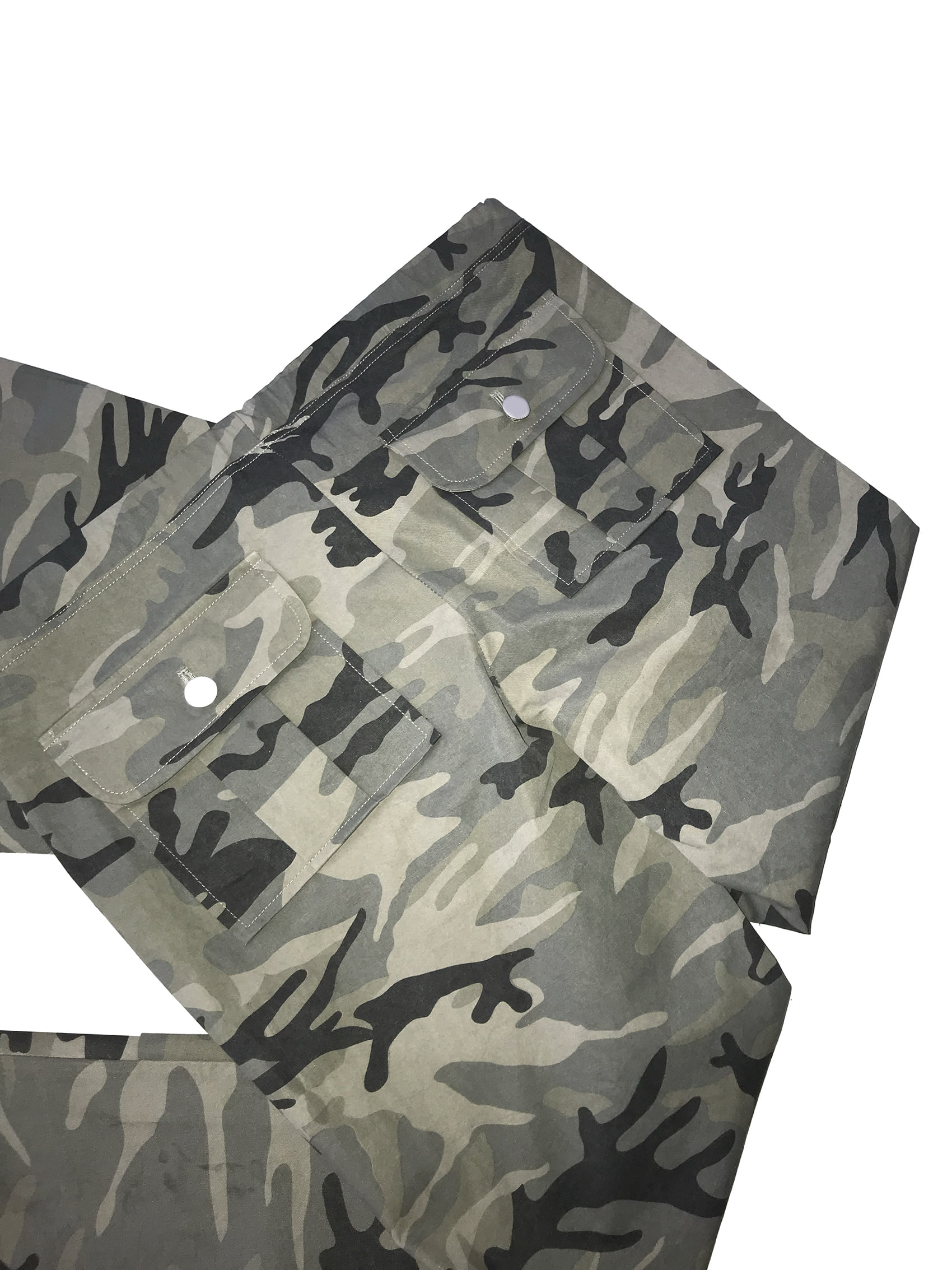 Camo Low-Rise Flare Cargo Pants