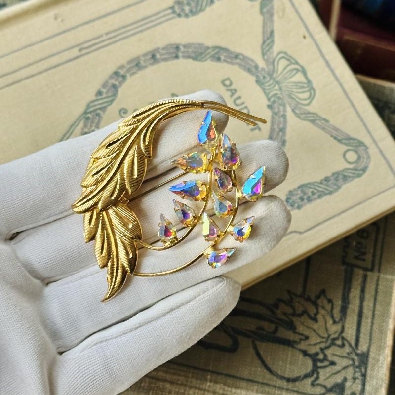 Vintage C.a. 1950-60s Aurora Borealis Elegant Foliage Statement Brooch(NZ064)