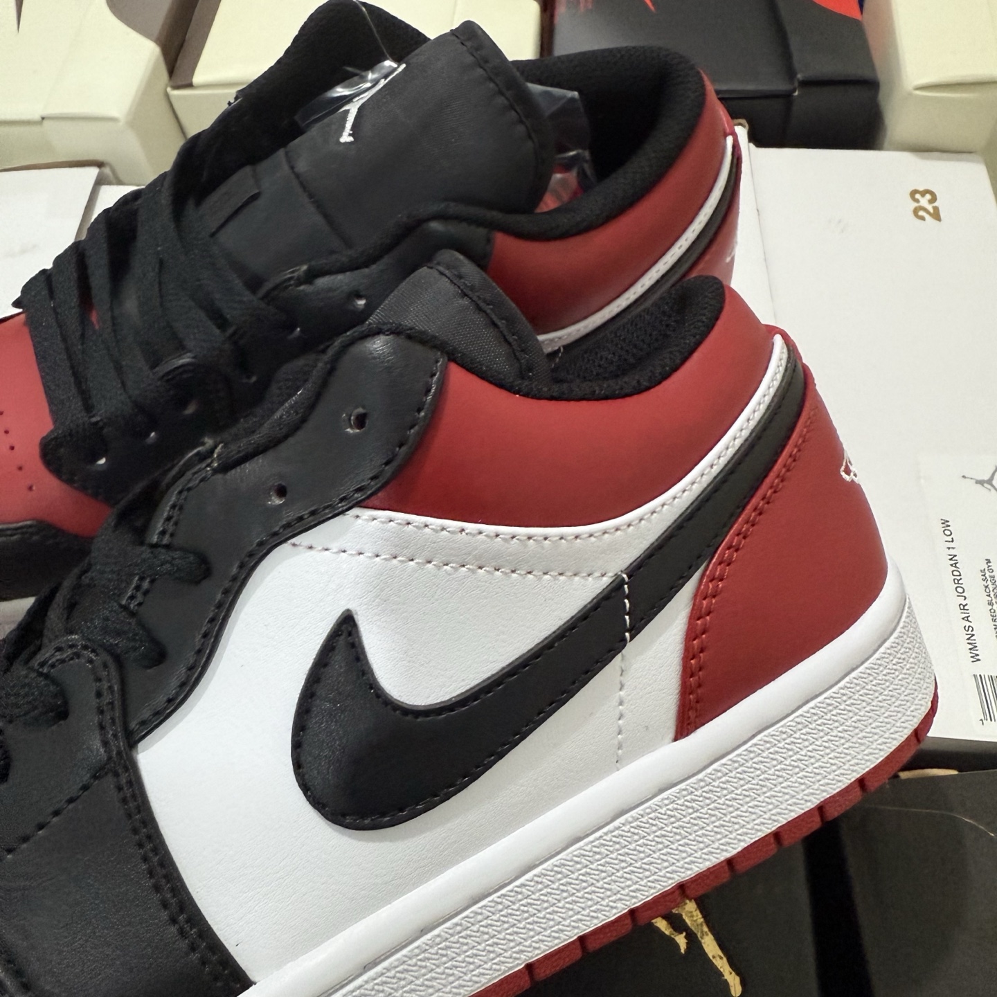 Nike Air Jordan 1 Low "Bred Toe" 553558-612