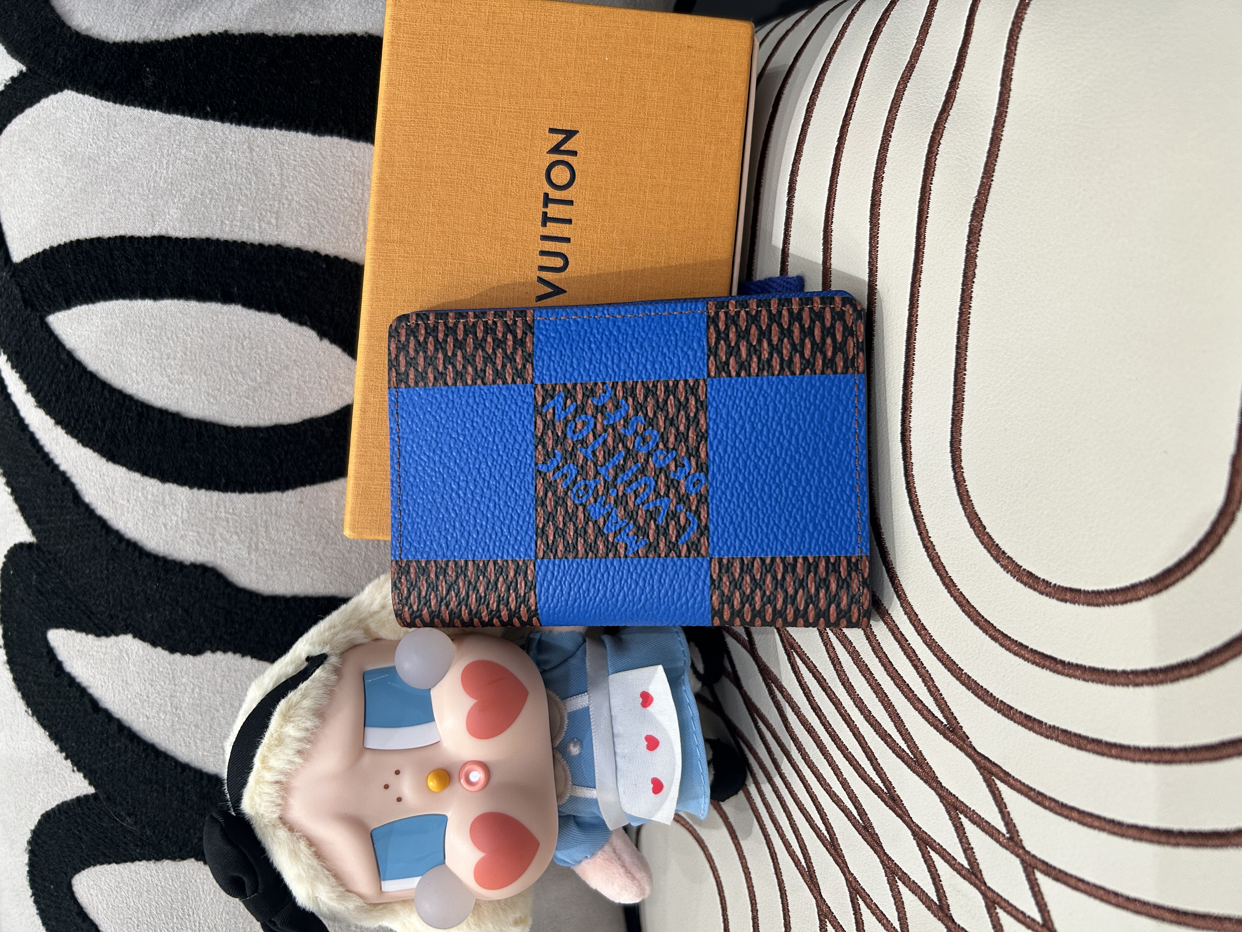 未使用品 Lv pocket organizer 2024 限量款 ,100%Authentic ,Unused ✅dust bag✅box 