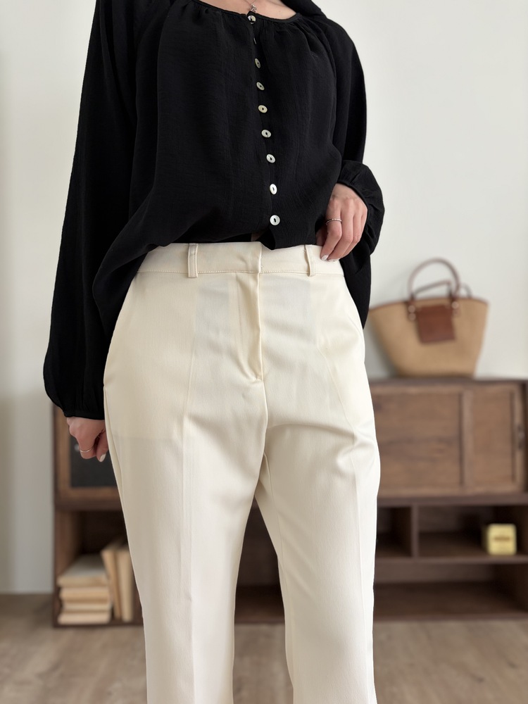 Minimal Tapered Ankle Pants (Ivory)
