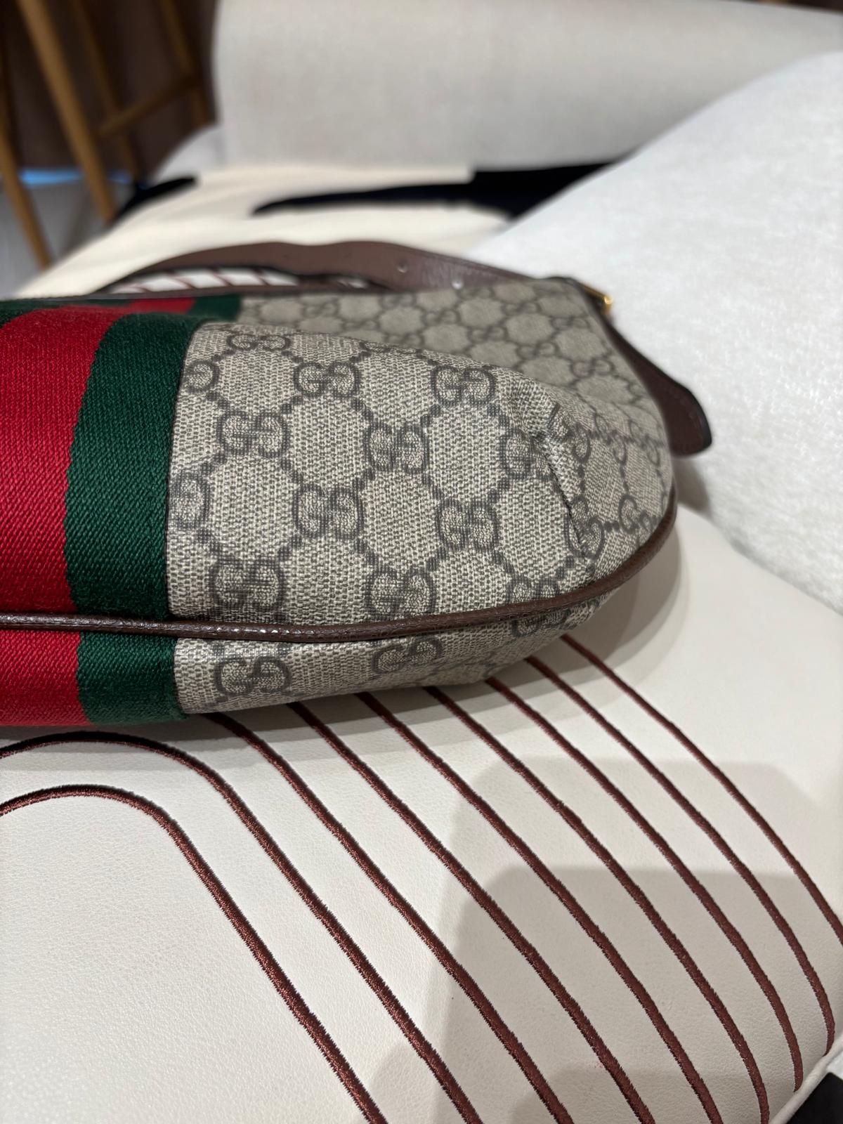 Gucci Ophidia shoulder bag 100%Authentic,95%new  ✅booklet✅dust bag