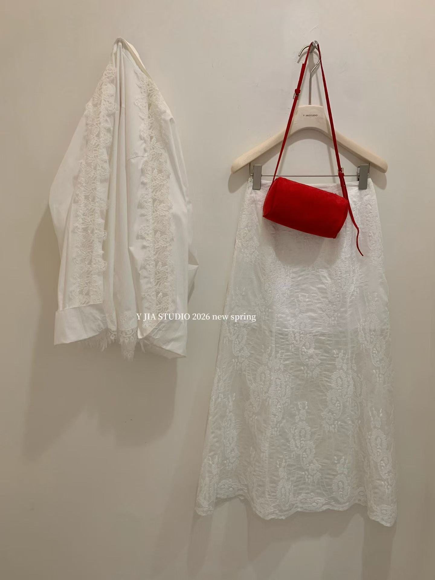 1777 White Tea Lace Set 白茶蕾丝套装 *不包含吊带内搭