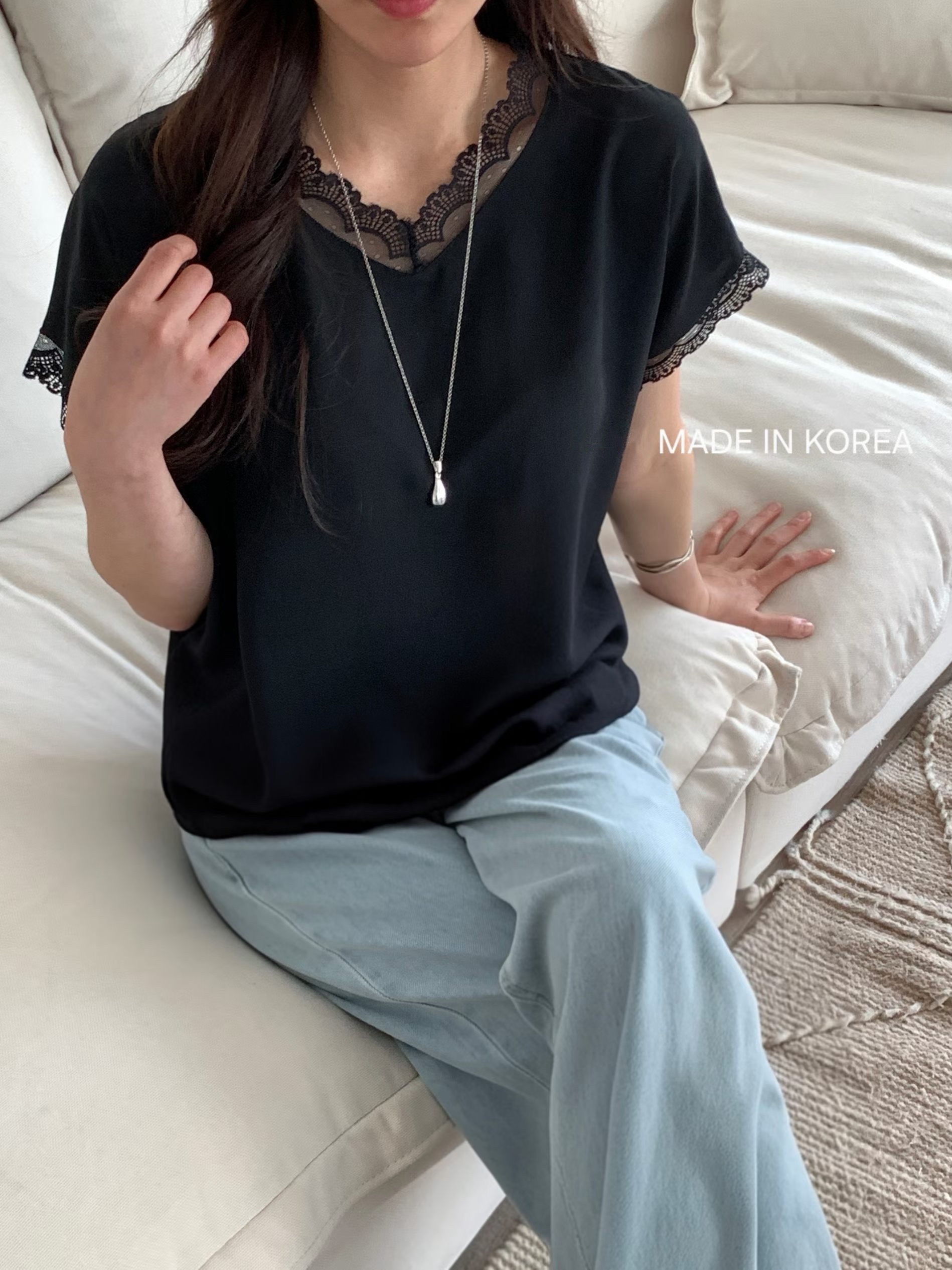 G6365 韓國🇰🇷V領lace top