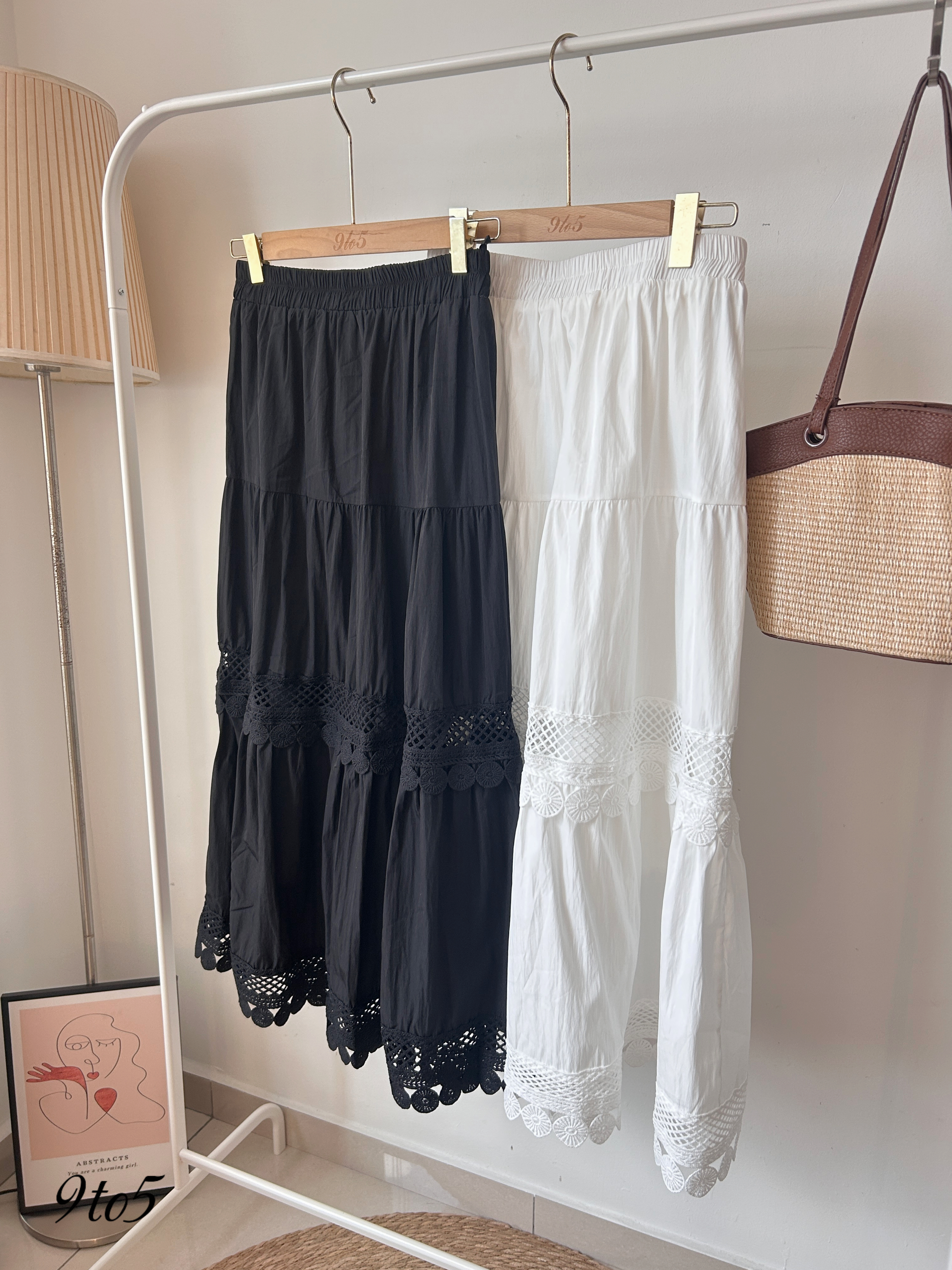S1857 A Line Layered Long Skirt - Black & White
