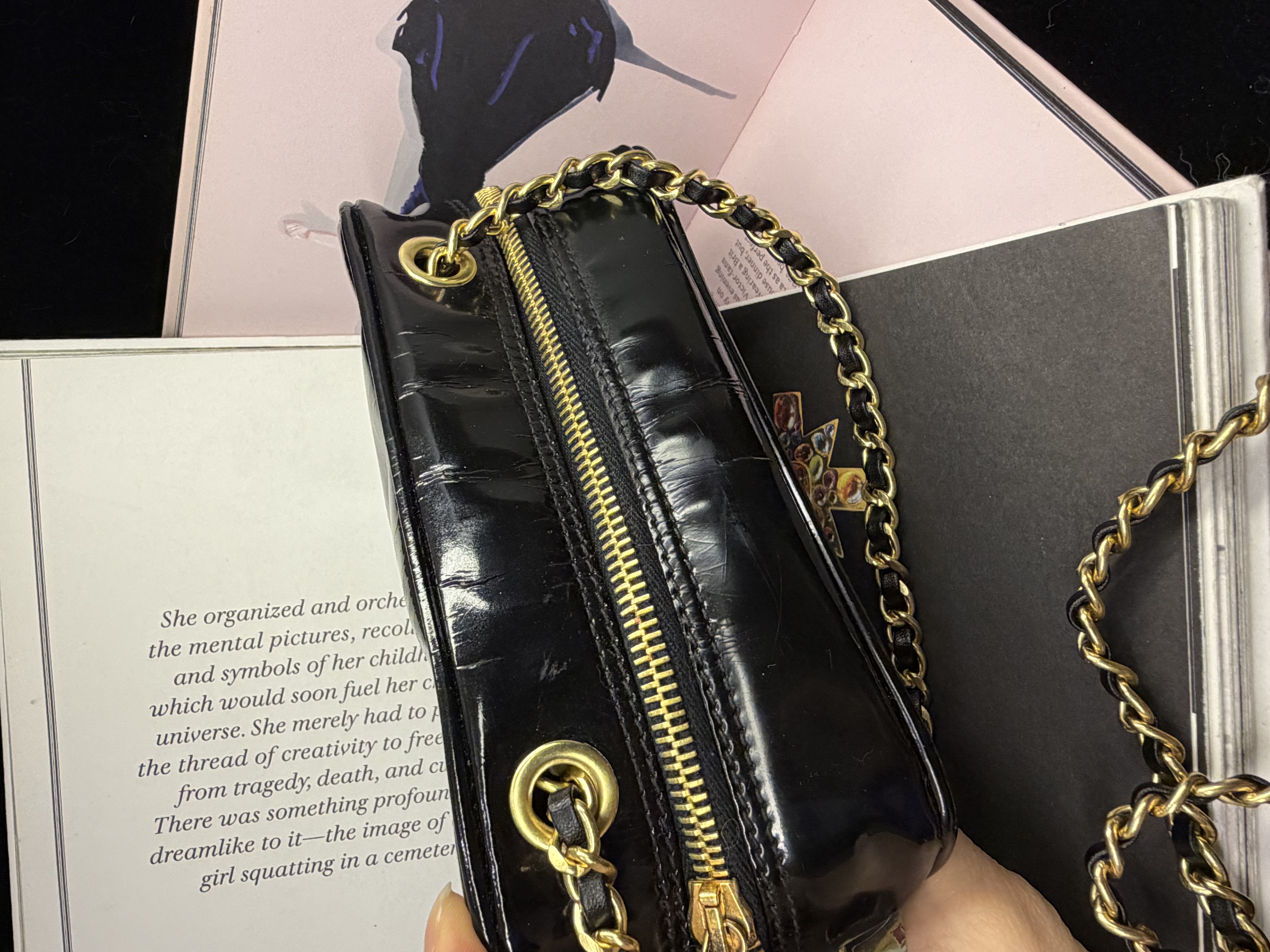 vintage chanel cc patent leather vanity bag