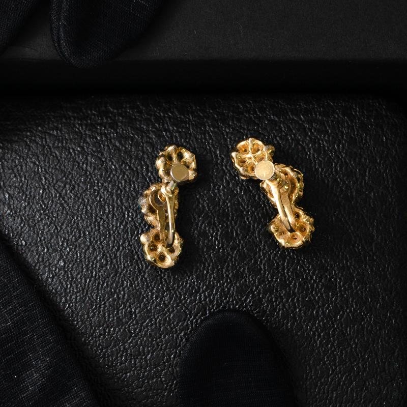 c.a. 1940-50s Adorable A Row of Three Dainty Aqua Blue Rhinestone x Faux Pearl Screwback Earrings (MT1360-1)