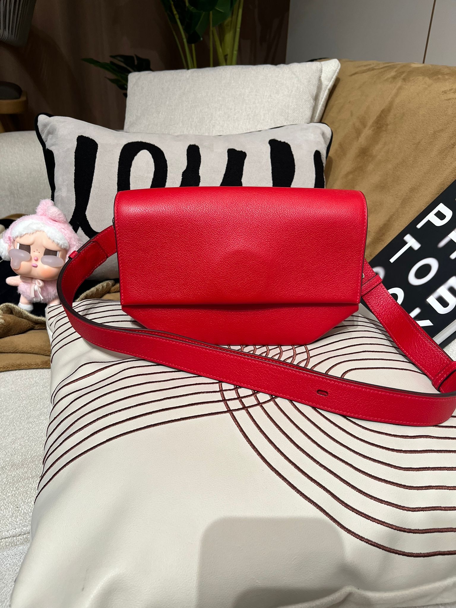 HERMES OPLI, Q5 ROUGE CASAQUE SHOULDER BAG STAMP C, 100%Authentic ,98%new ✅Dust bag 