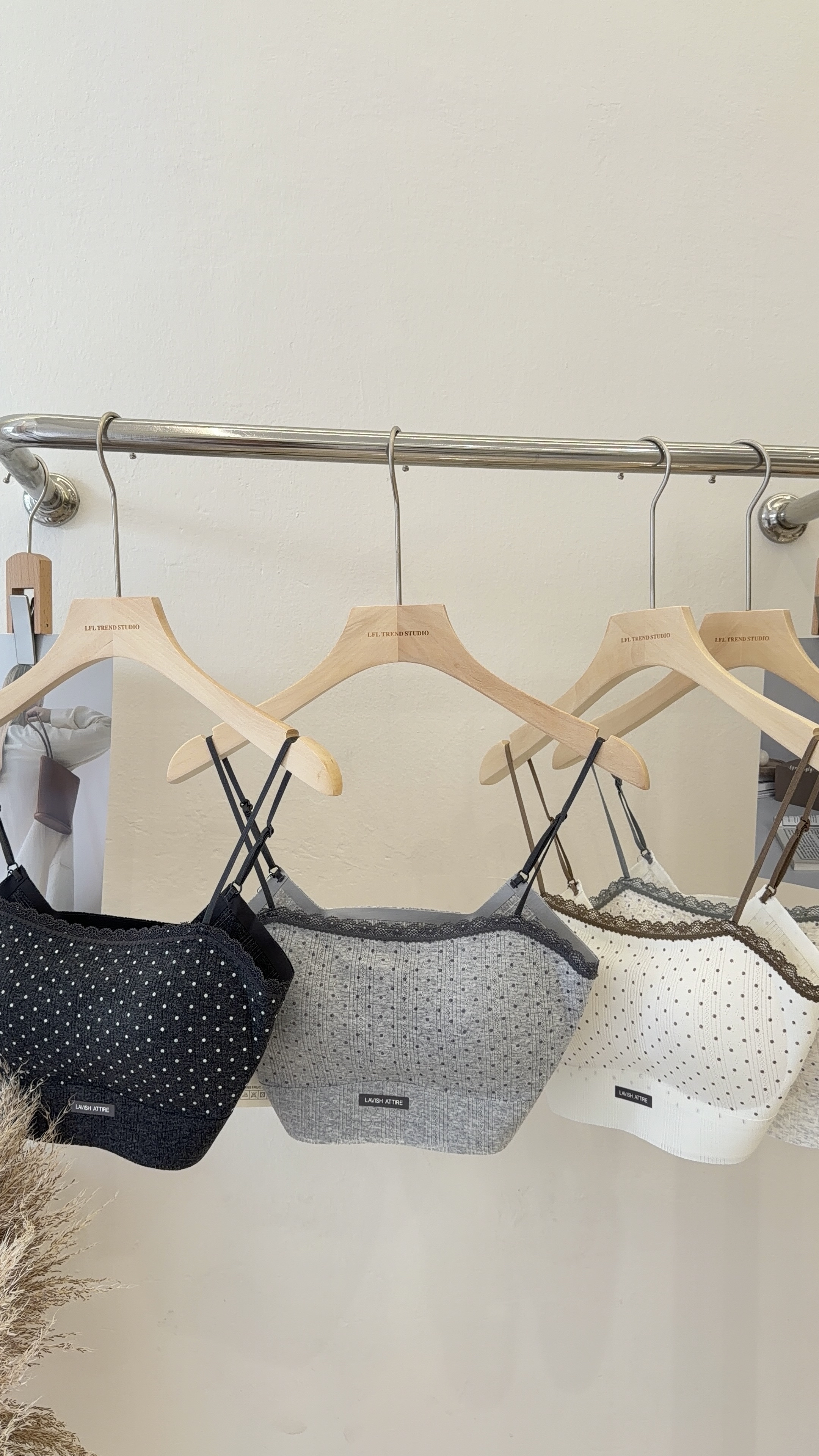 6649 韩系波点蕾丝拼接内衣