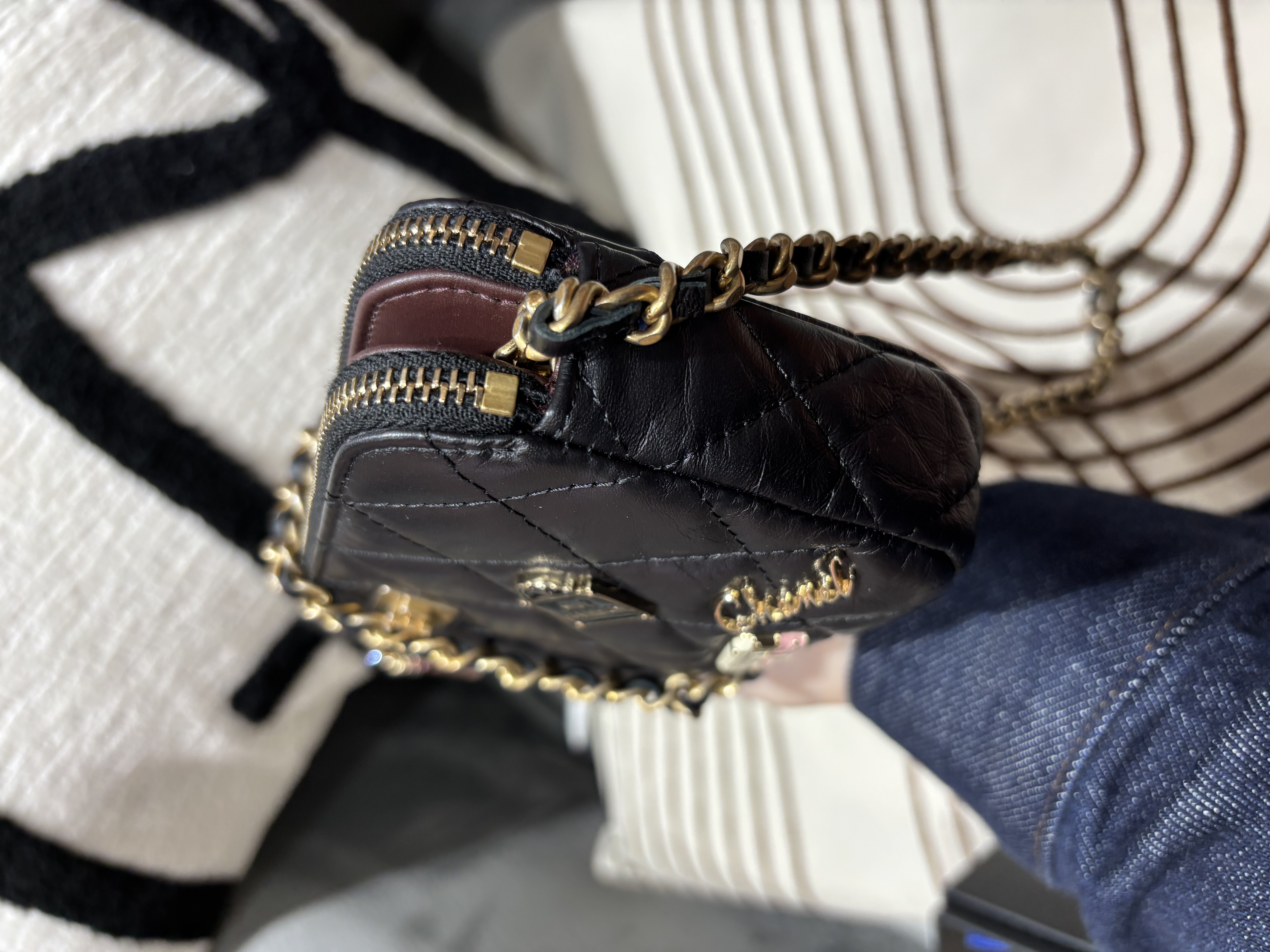 Chanel Double Zip Clutch With Chain Black Quilted Aged Calfskin Lucky Charms 2.55 Reissue Gold Hardware 100%Authentic ,98%new ✅25card ✅box