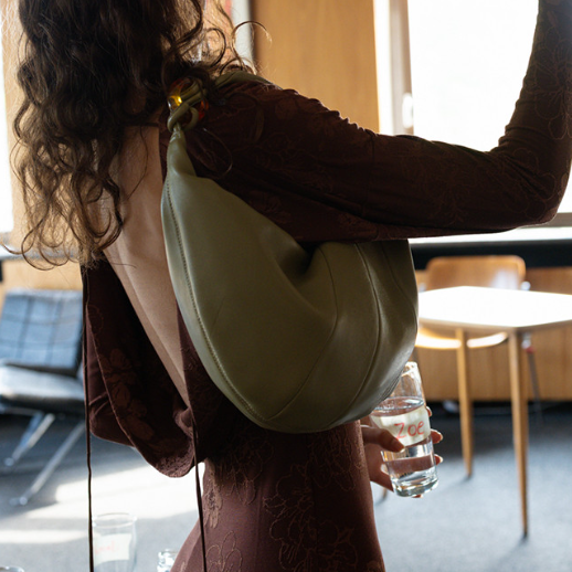 [Archivepke] Mini fling Twist Bag (2色)