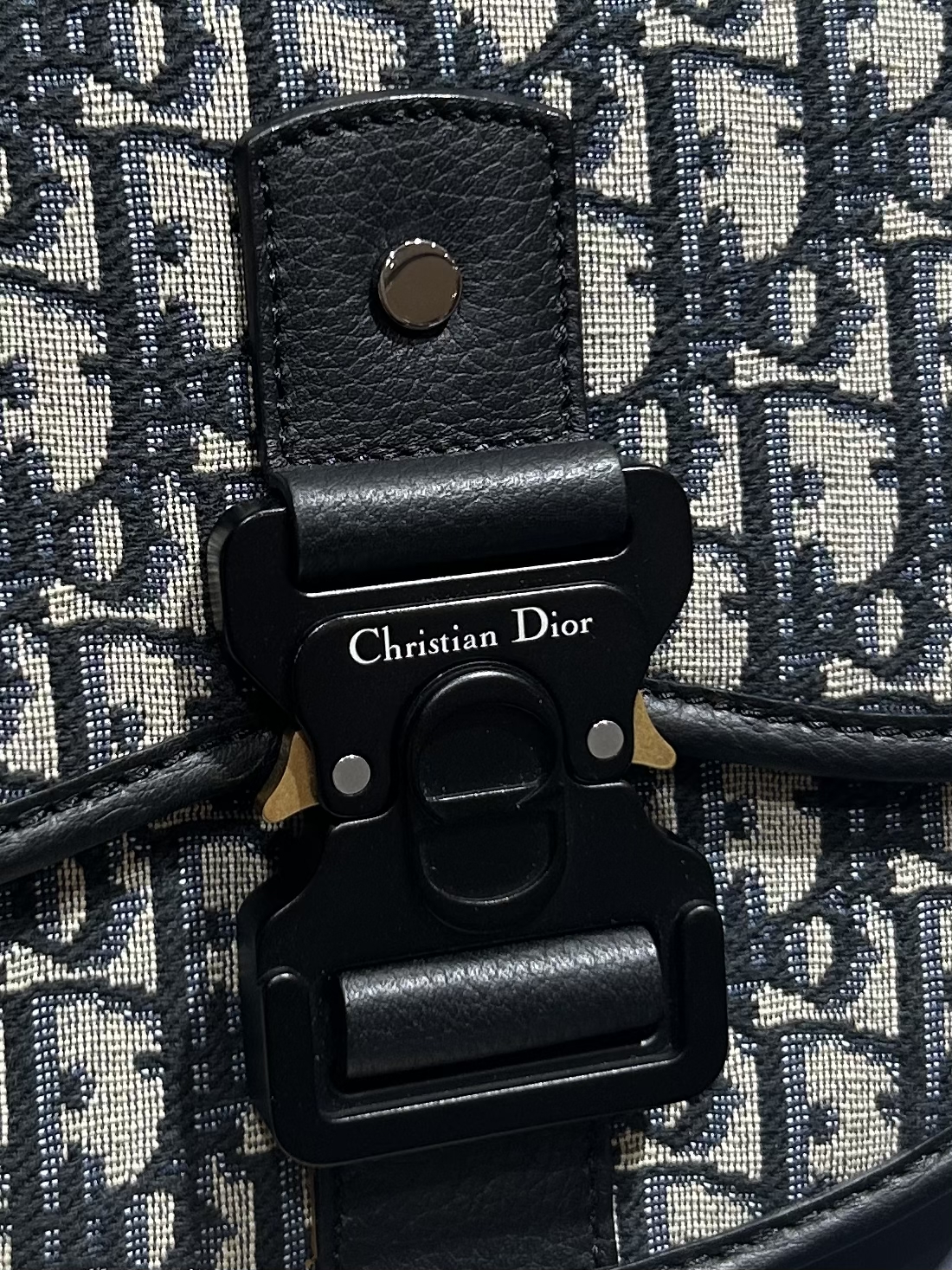 Dior Gallop Pouch Do Jacqurad Crossbody Bag 100%Authentic, 98%New ✅專門店收據✅Dust bag