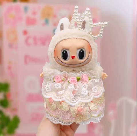 時尚 Labubu 娃娃服飾系列