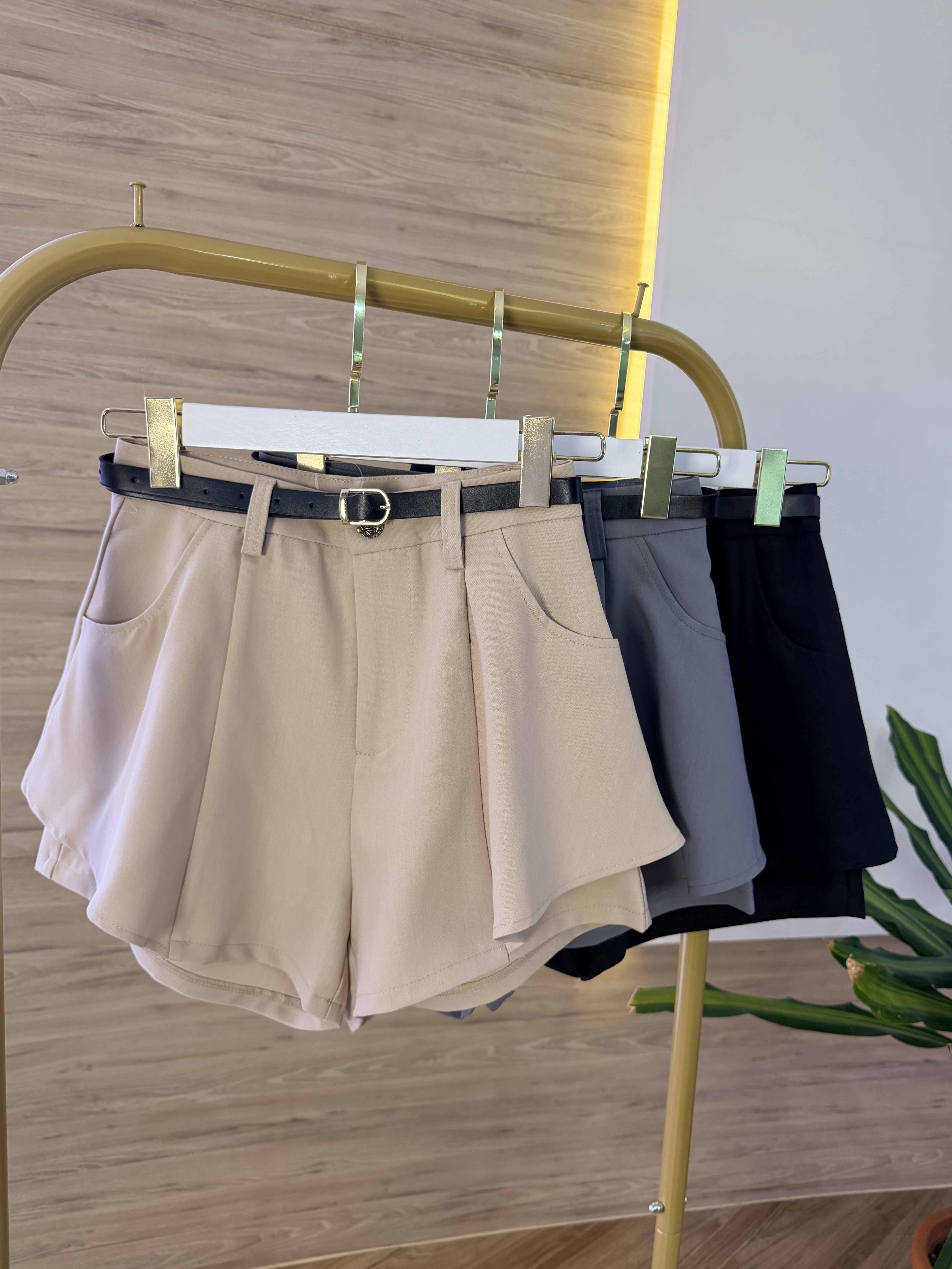 Felice skort (with belt)