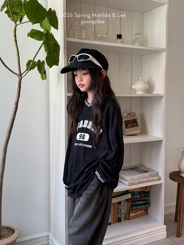 🇰🇷Matilda&Lee tee