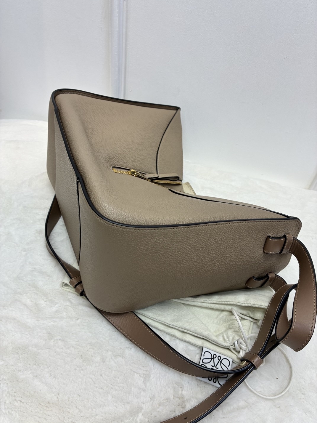 LOEWE羅意威 Hammock Small小號吊床包