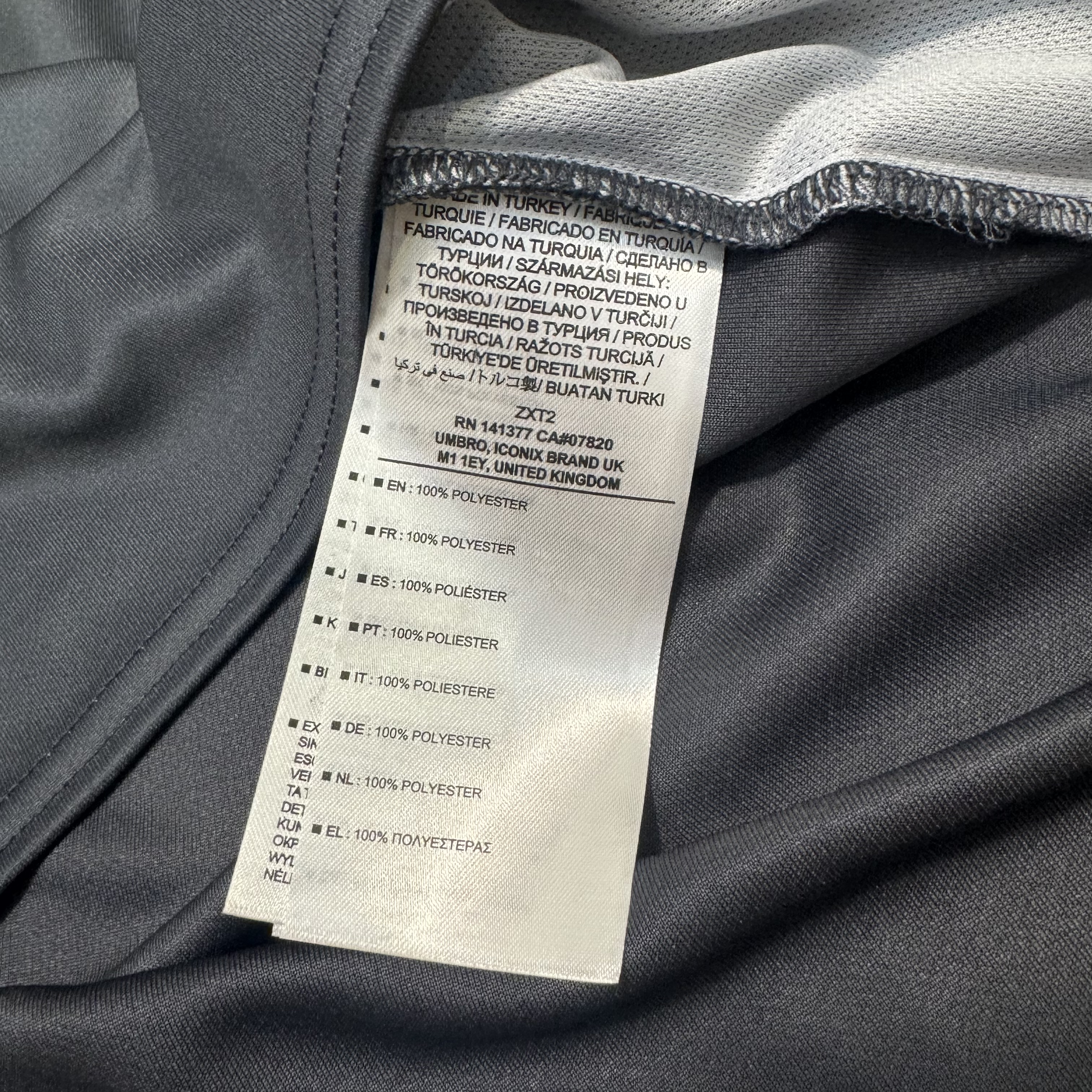 Werder Bremen 20/21 third away shirt (Bnwt)