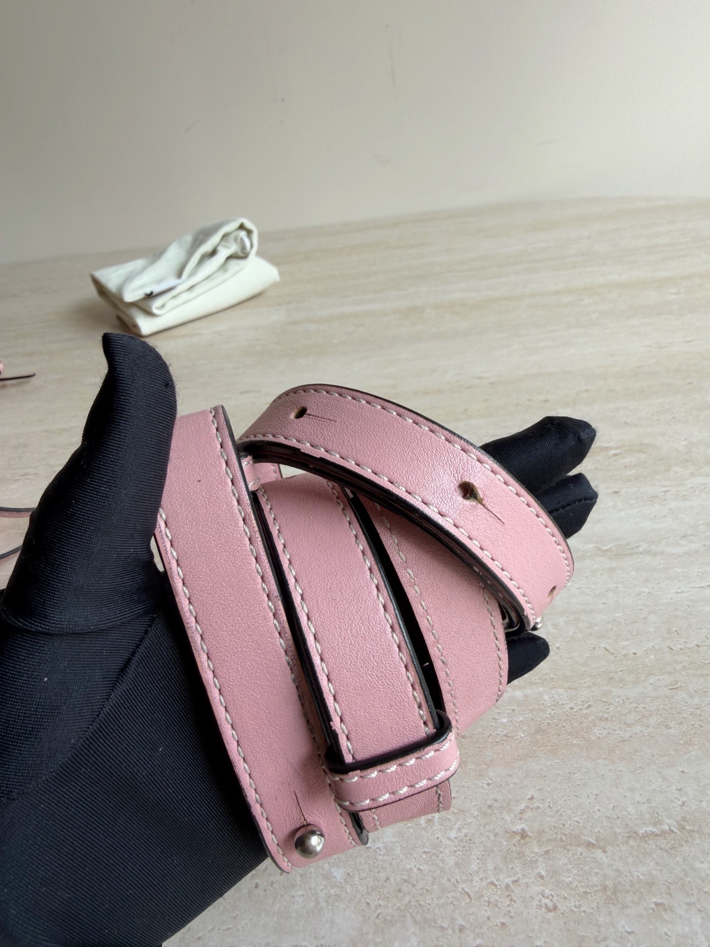 【預訂貨品】LOEWE粉色荔枝皮hammock吊床包