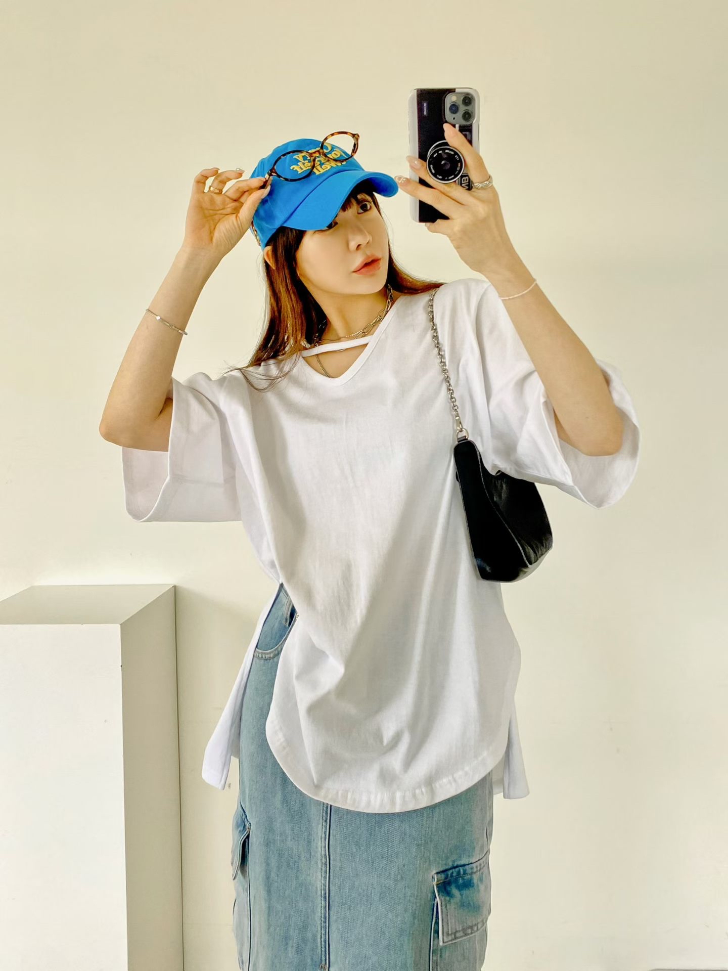 NB28 領口一劃淨色Tee 