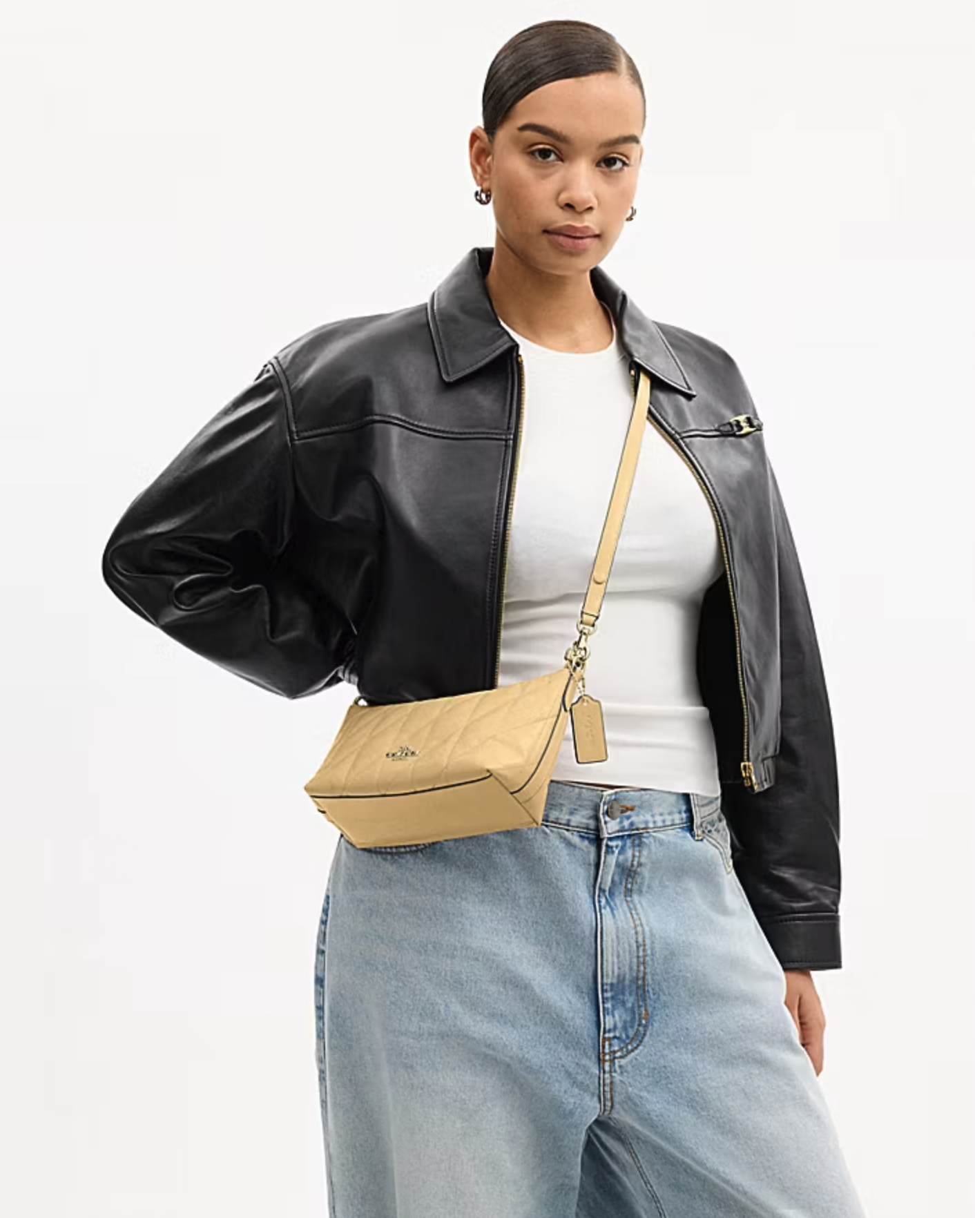 COACH Caitlin shoulder Bag with Quilting 